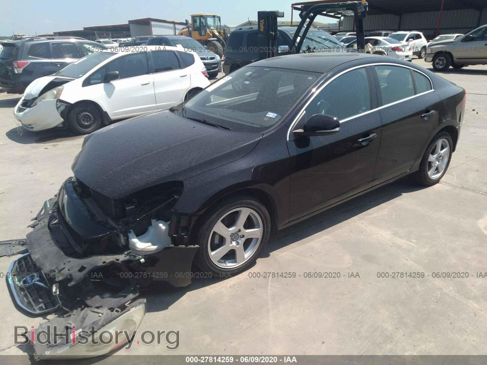 2013 VOLVO S60 - VIN: YV1612FS8D2194129 - Фото 2