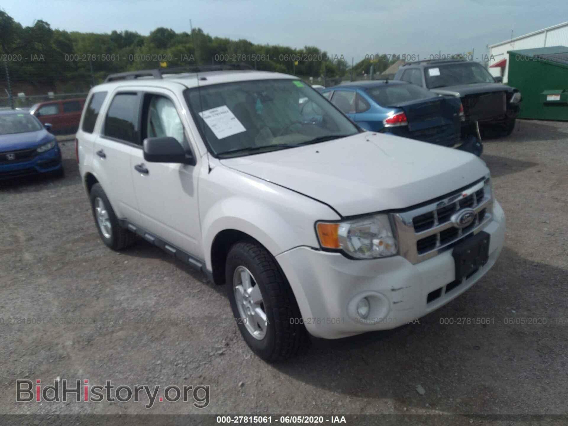 Фотография 1FMCU0DG2BKA05065 - FORD ESCAPE 2011