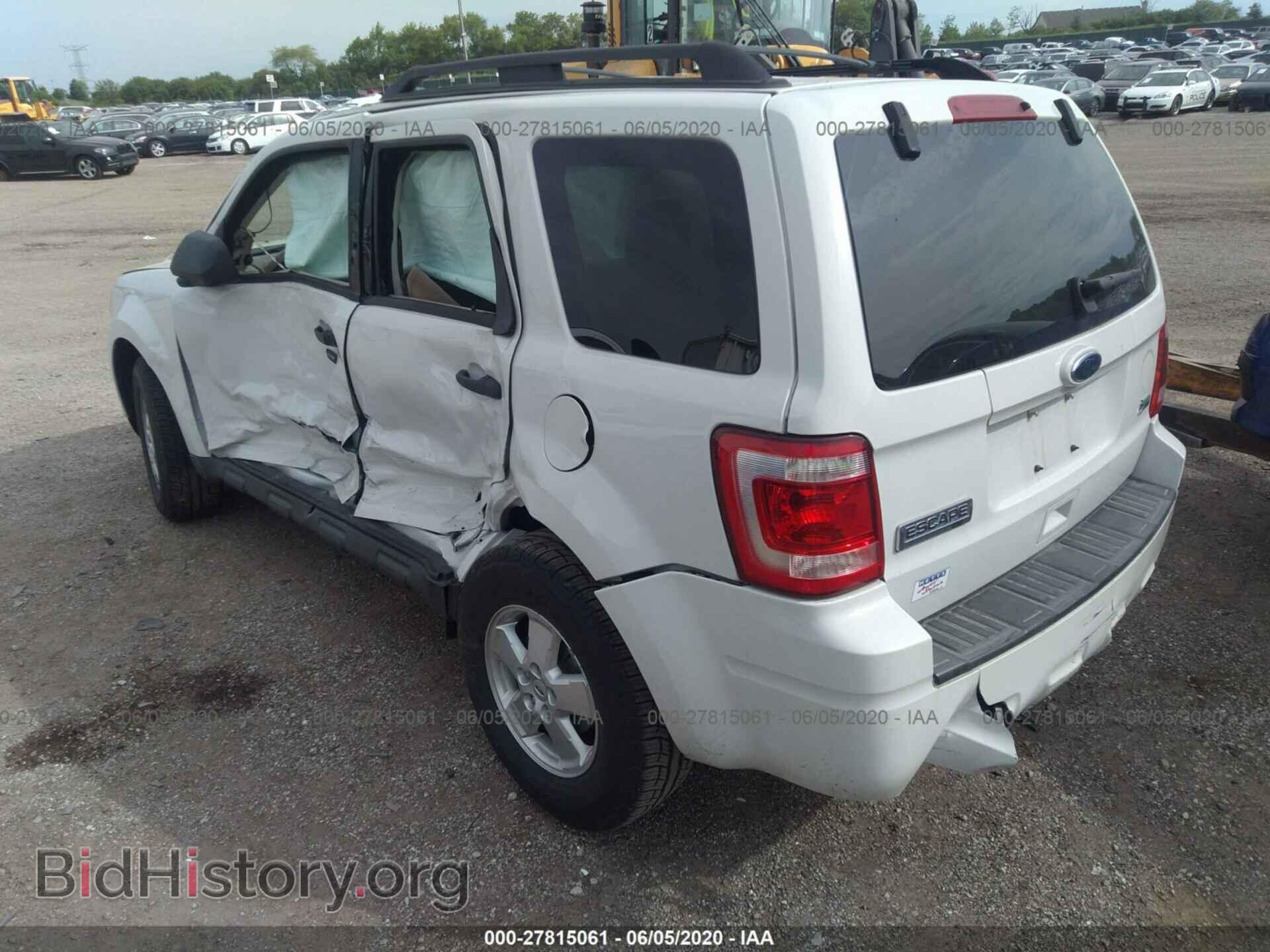 2011 FORD ESCAPE - VIN: 1FMCU0DG2BKA05065 - Photo 3