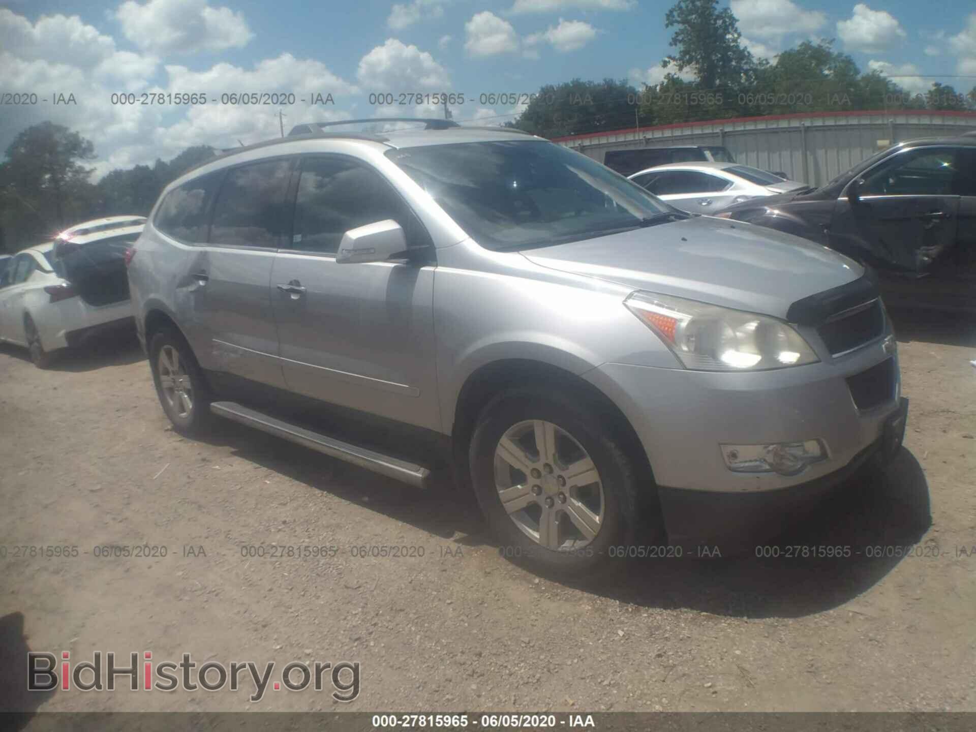 Фотография 1GNKRGED6BJ162996 - CHEVROLET TRAVERSE 2011