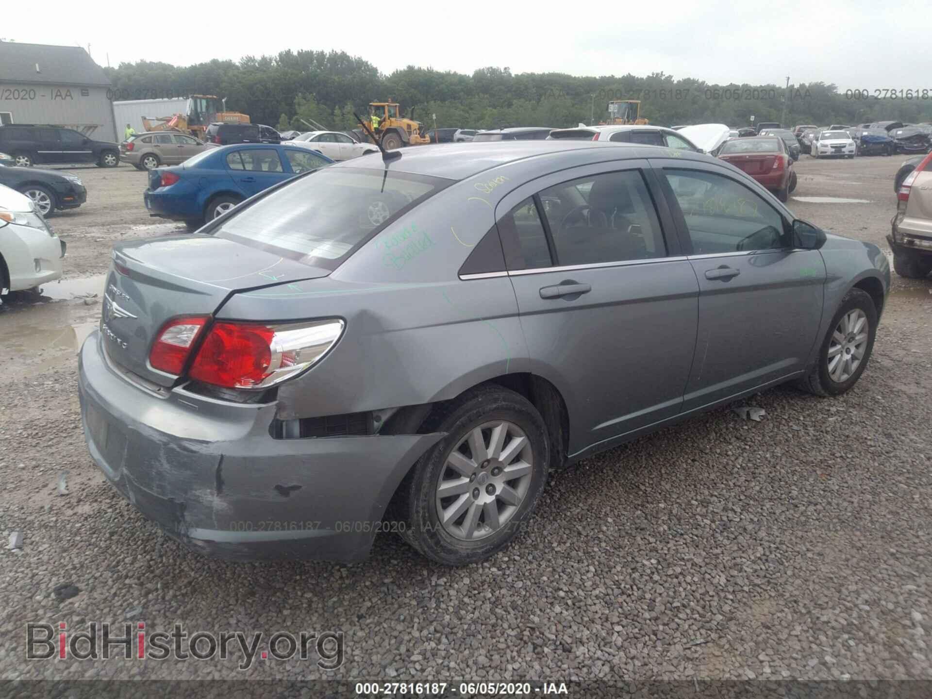 2010 CHRYSLER SEBRING - VIN: 1C3CC4FB6AN163958 - Фото 4