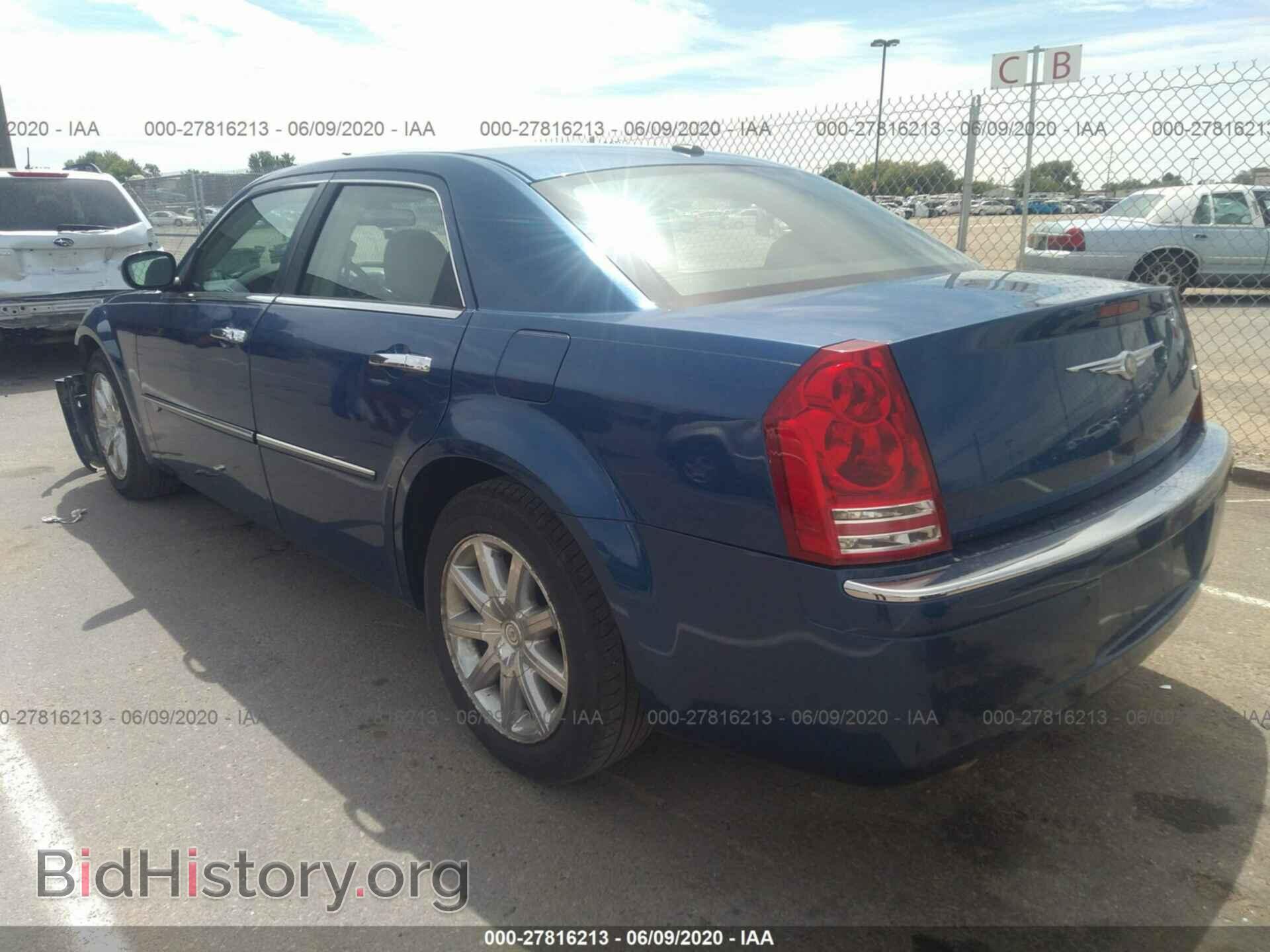 2010 CHRYSLER 300C - VIN: 2C3CA6CT1AH141308 - Фото 3