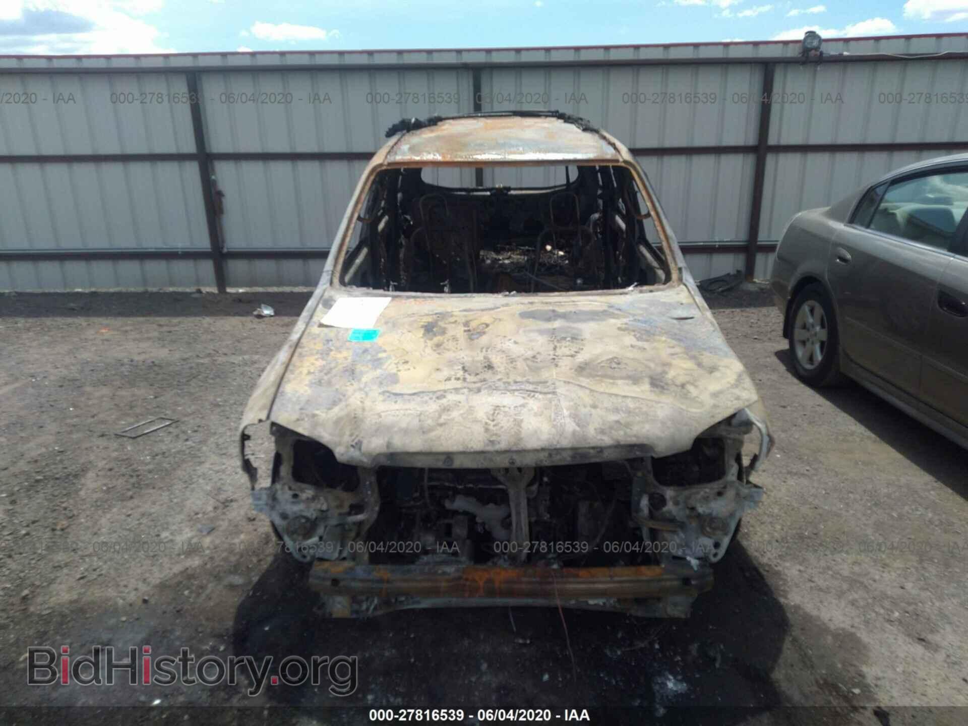 2004 MAZDA TRIBUTE - VIN: 4F2CZ06144KM16856 - Фото 6