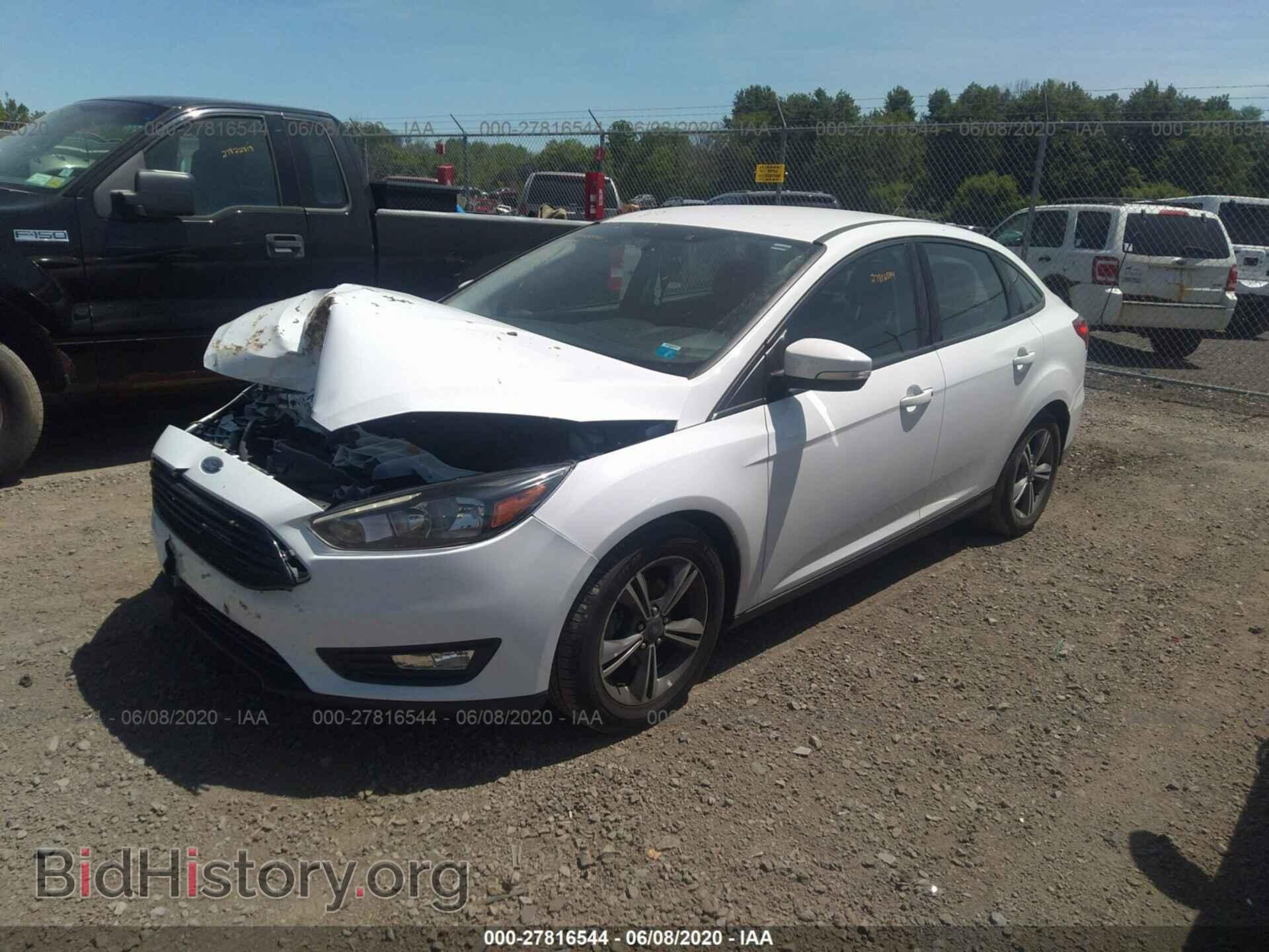 2018 FORD FOCUS - VIN: 1FADP3FE2JL203737 - Photo 2