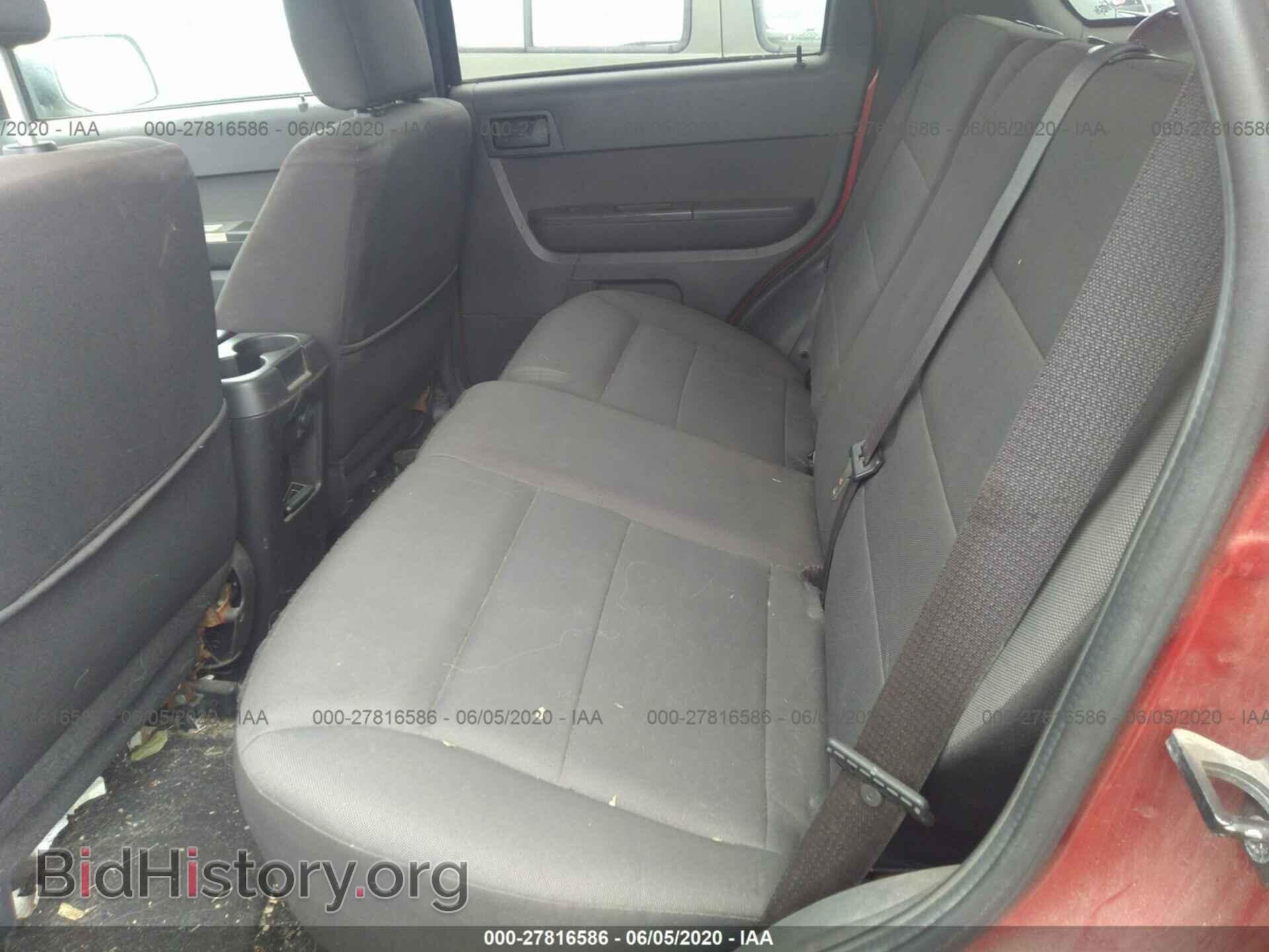 2012 FORD ESCAPE - VIN: 1FMCU0D75CKB12192 - Photo 8