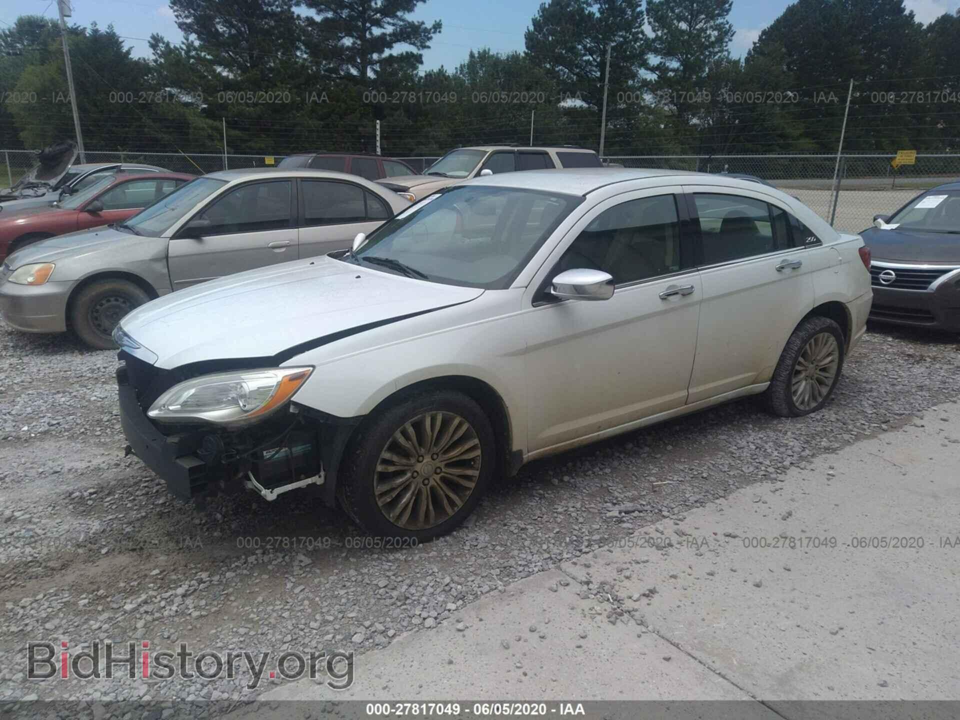 2012 CHRYSLER 200 - VIN: 1C3CCBCG5CN188700 - Photo 2