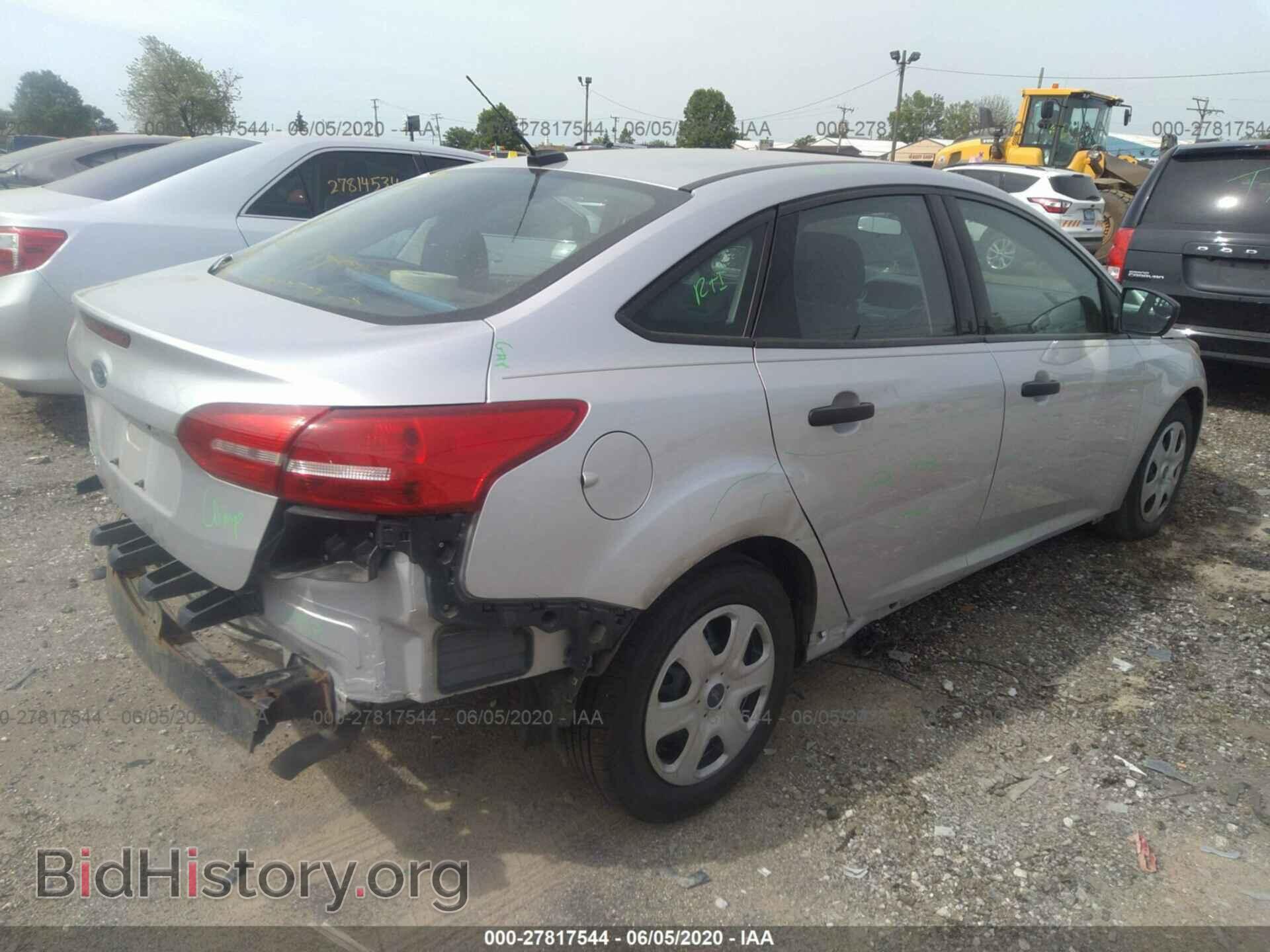 2017 FORD FOCUS - VIN: 1FADP3E26HL256992 - Фото 4