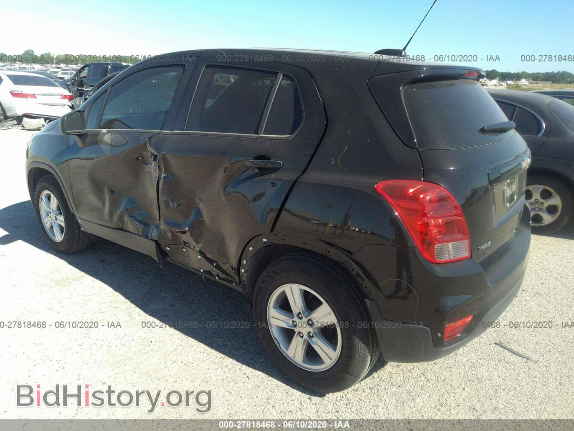 2019 CHEVROLET TRAX - VIN: 3GNCJKSB3KL249894 - Фото 3