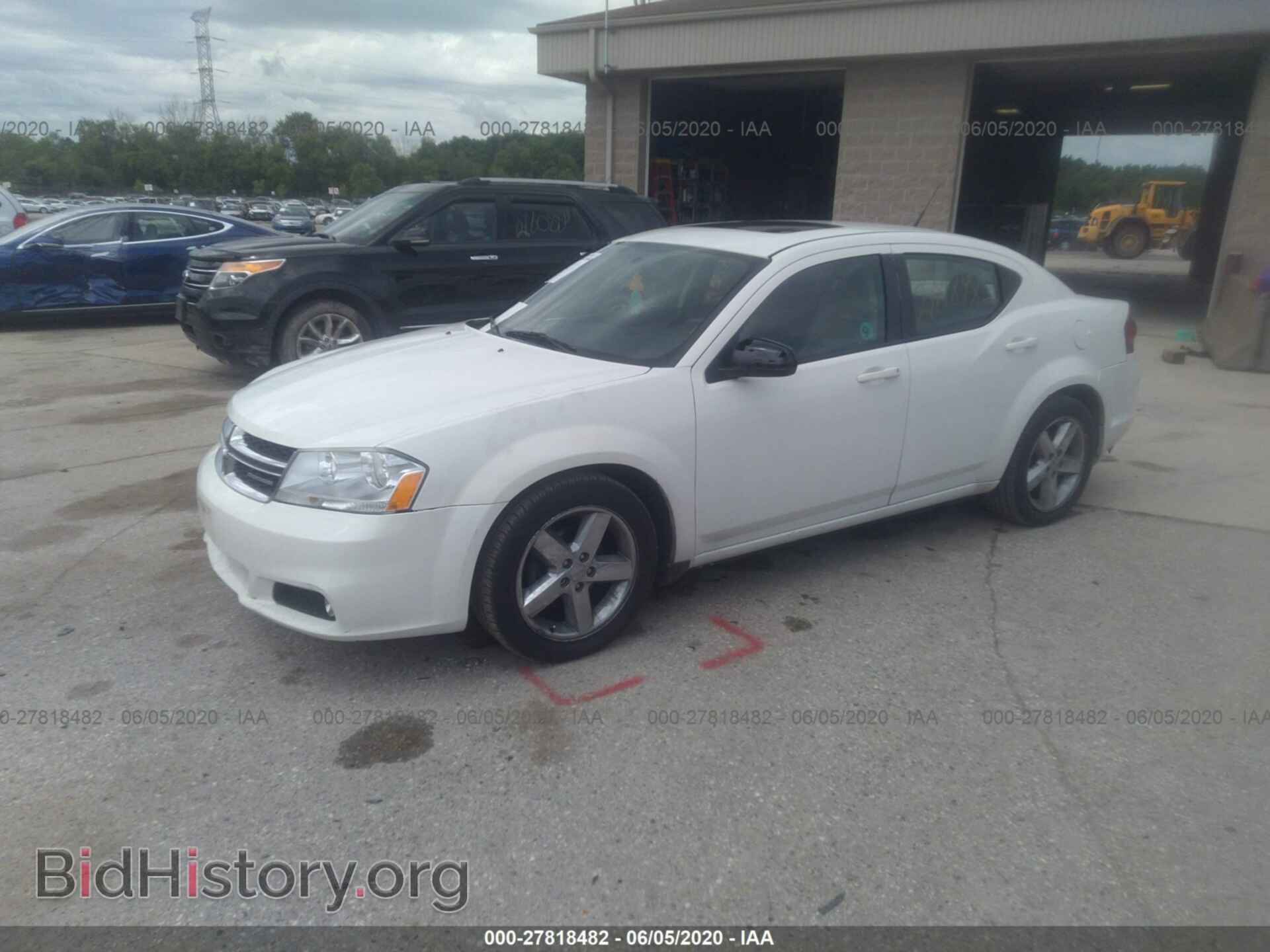 2011 DODGE AVENGER - VIN: 1B3BD2FB3BN523697 - Photo 2