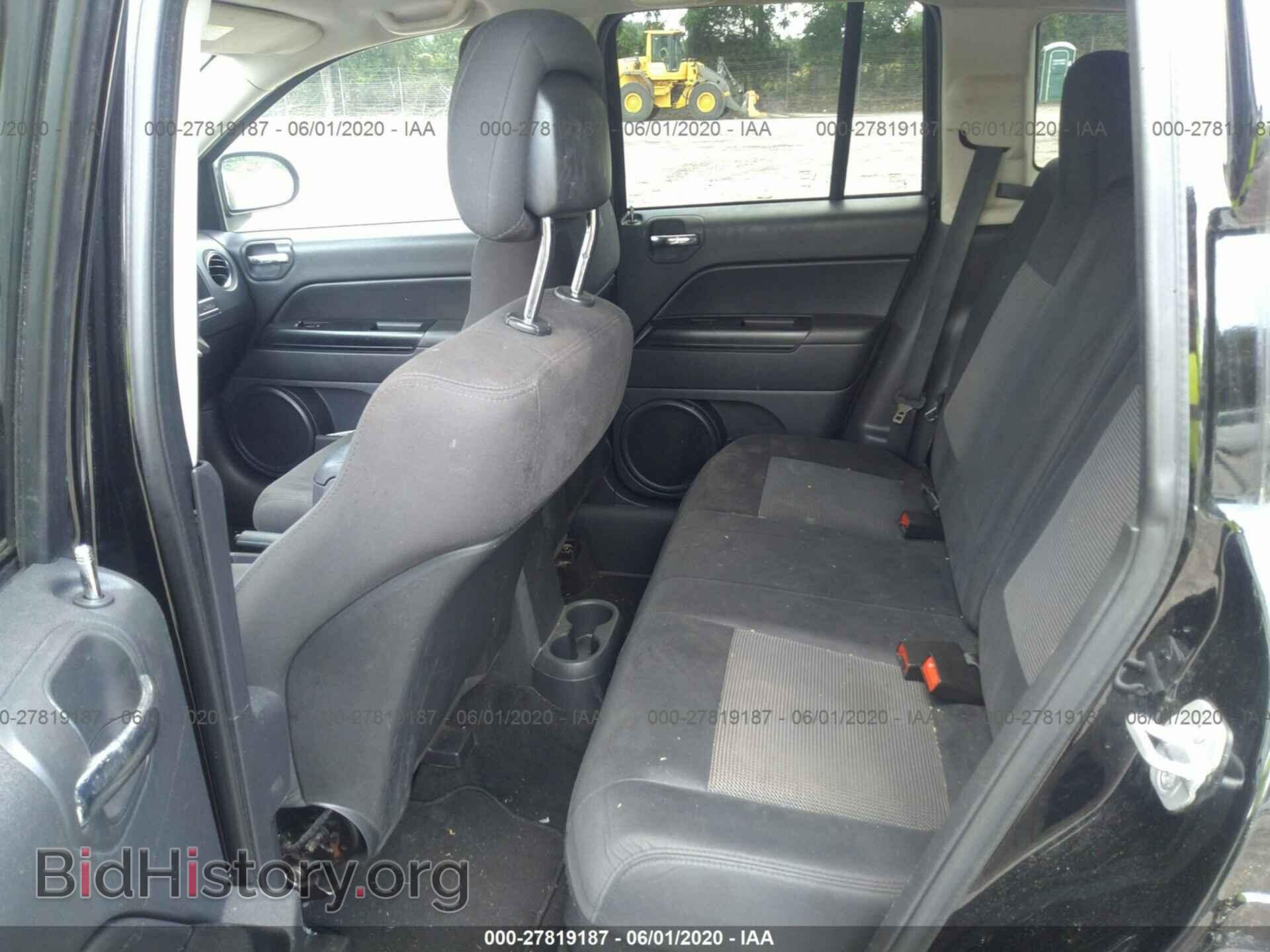 2012 JEEP COMPASS - VIN: 1C4NJCBA7CD660298 - Photo 8