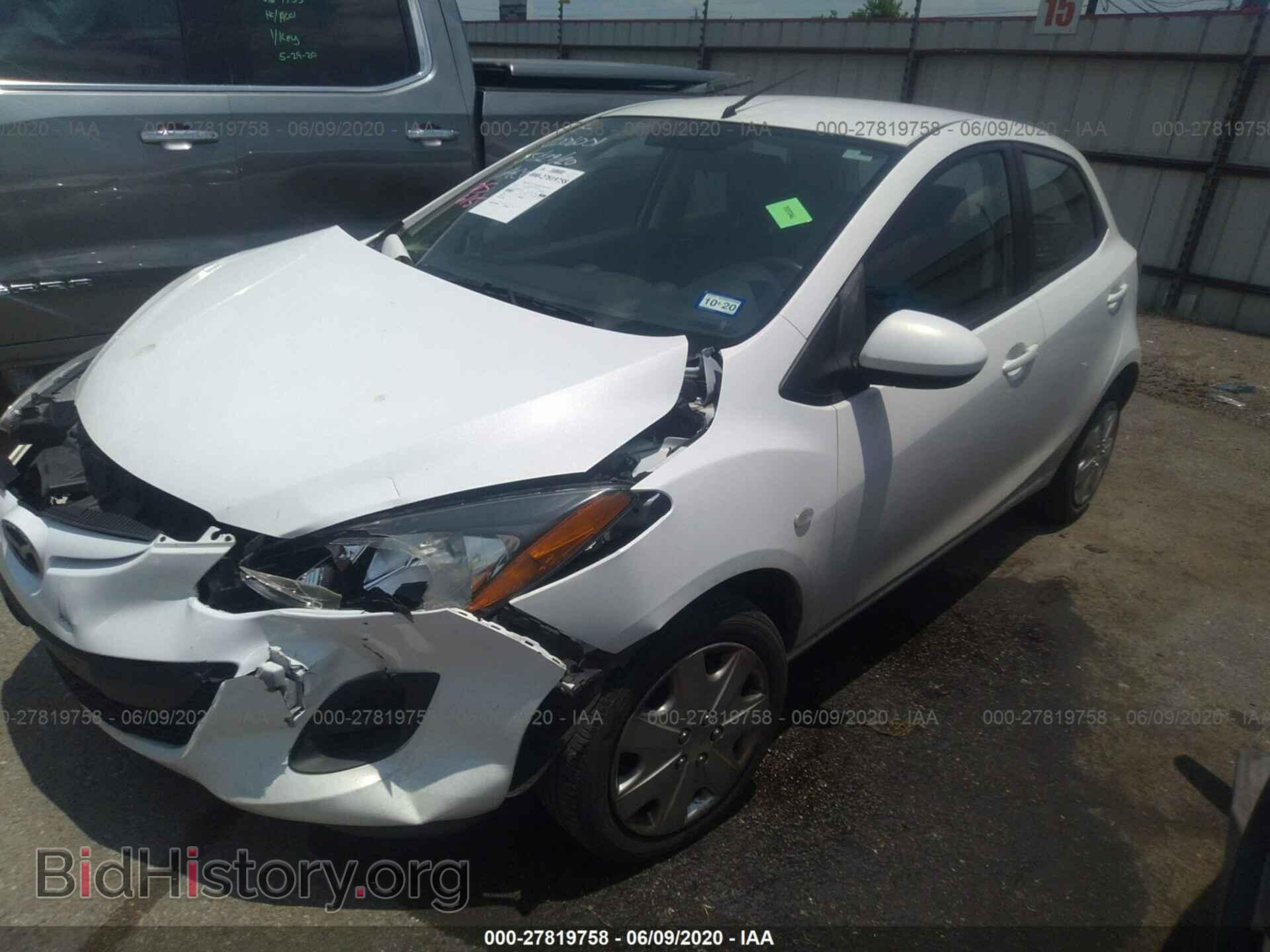 2014 MAZDA MAZDA2 - VIN: JM1DE1KY4E0189299 - Фото 2