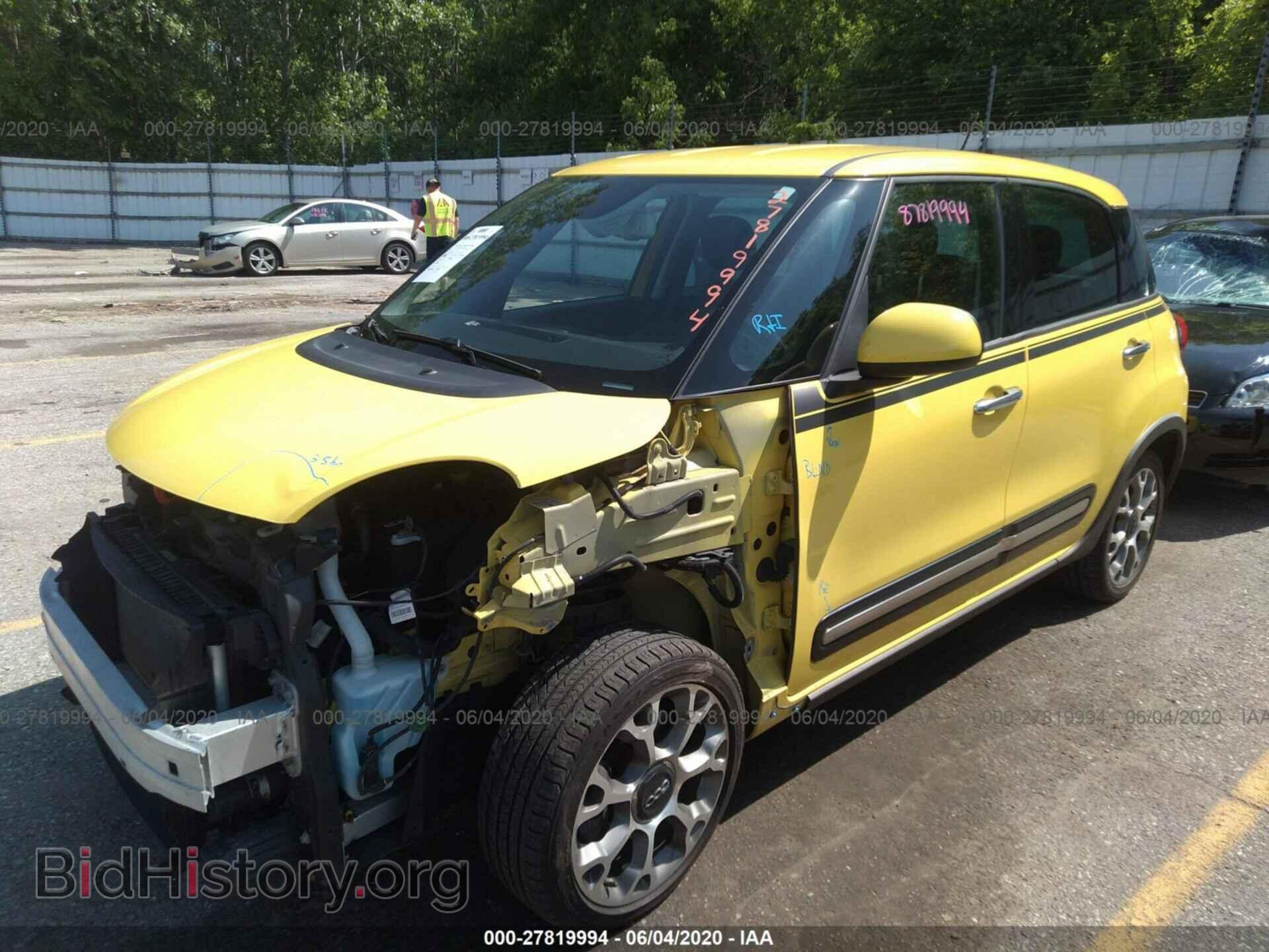 2014 FIAT 500L - VIN: ZFBCFADH4EZ021621 - Photo 2