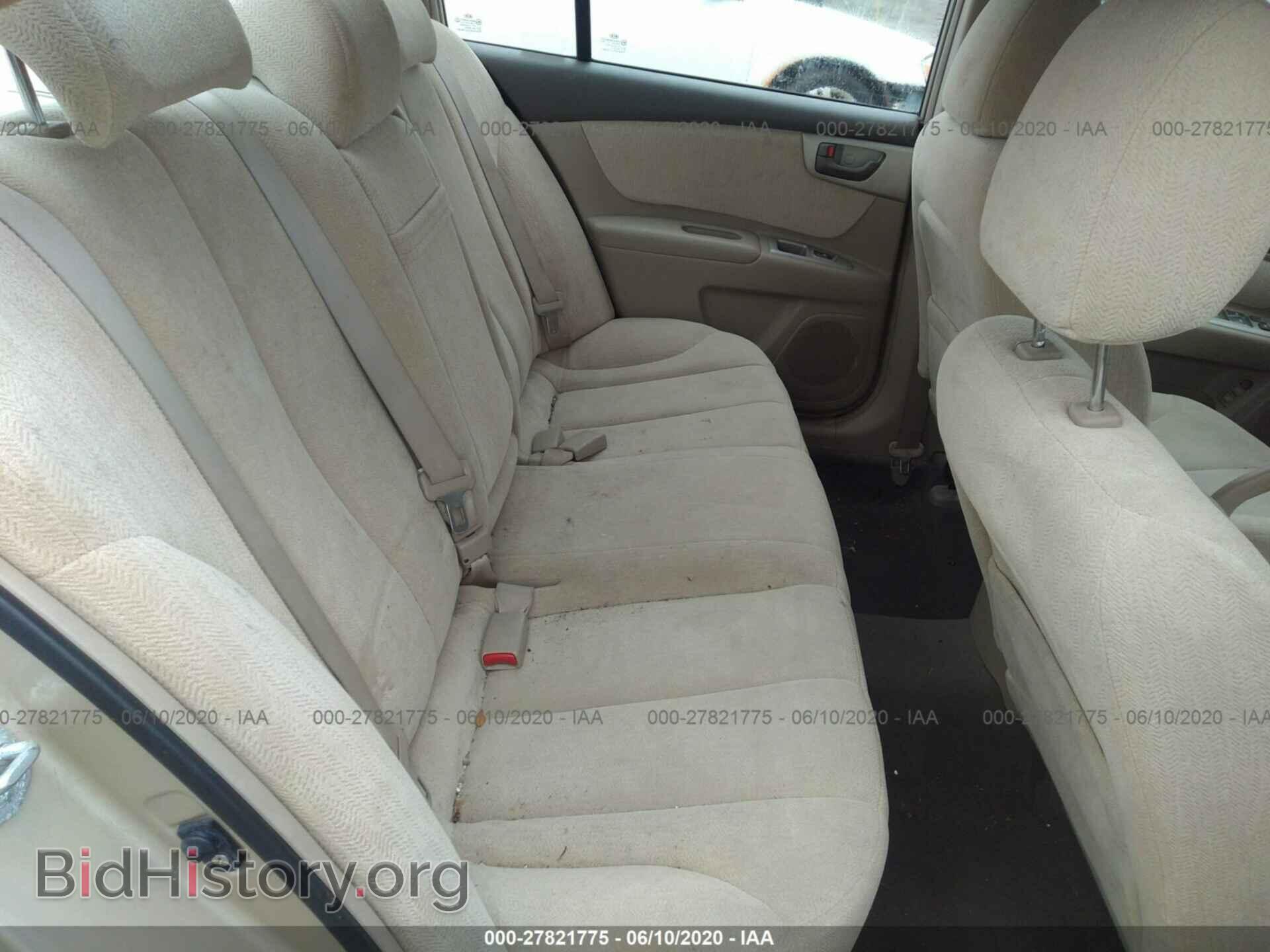 2008 KIA OPTIMA - VIN: KNAGE123785221930 - Фото 8