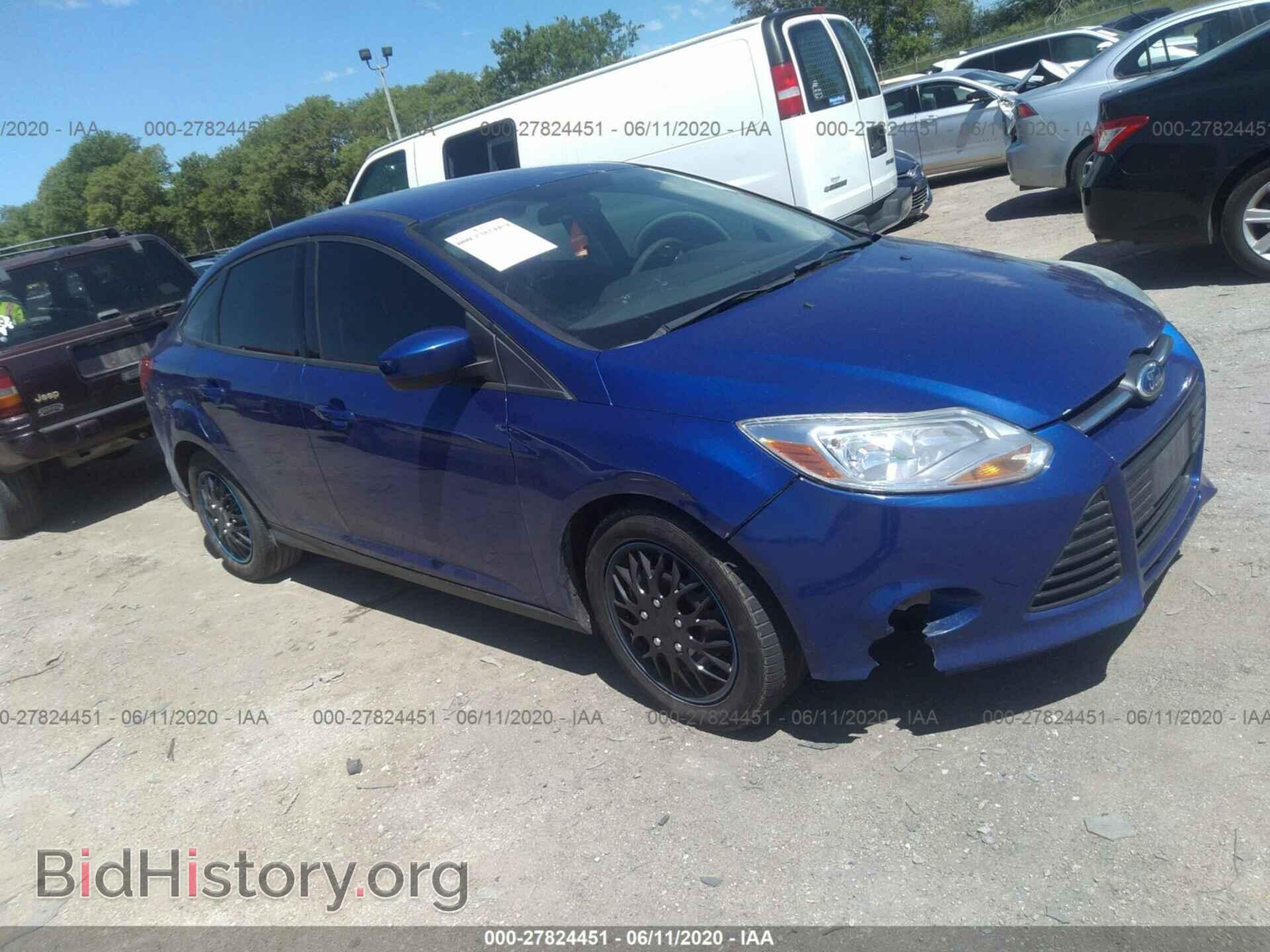 Photo 1FAHP3F24CL235762 - FORD FOCUS 2012