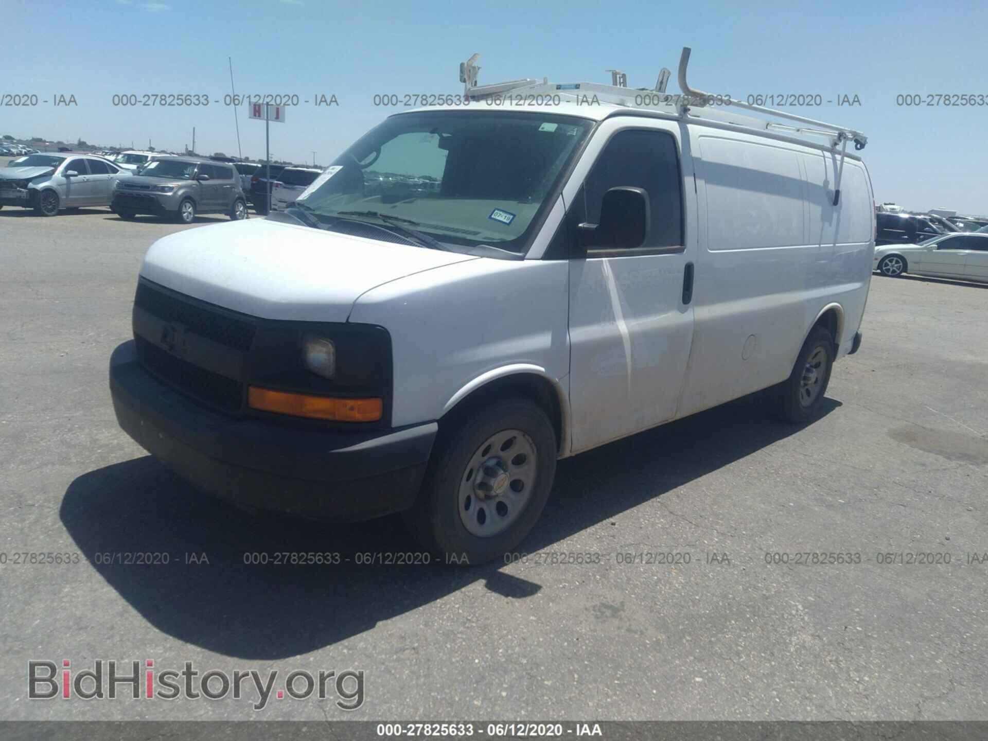 2013 CHEVROLET EXPRESS CARGO VAN - VIN: 1GCSGAFX7D1176574 - Фото 2