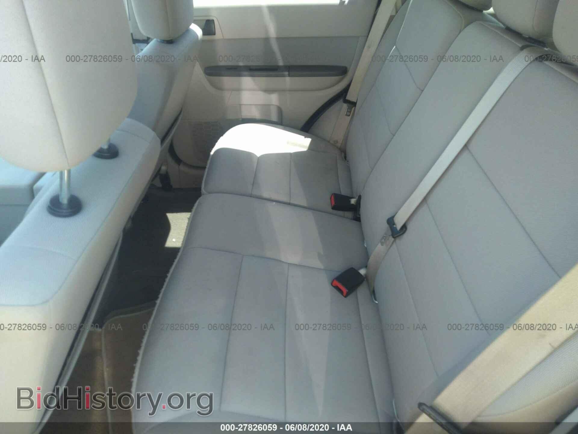 2011 FORD ESCAPE - VIN: 1FMCU0D72BKC61299 - Фото 8