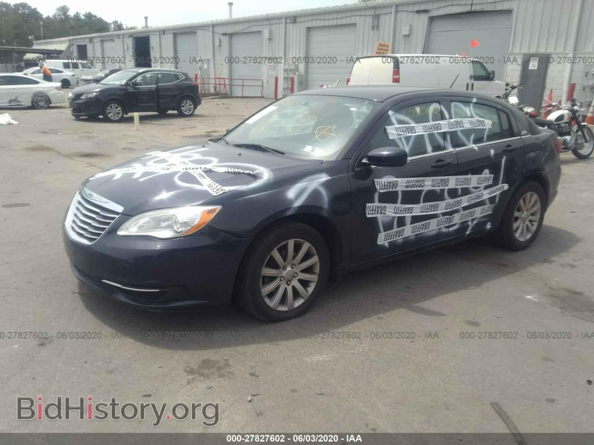 2013 CHRYSLER 200 - VIN: 1C3CCBBB7DN763497 - Фото 2