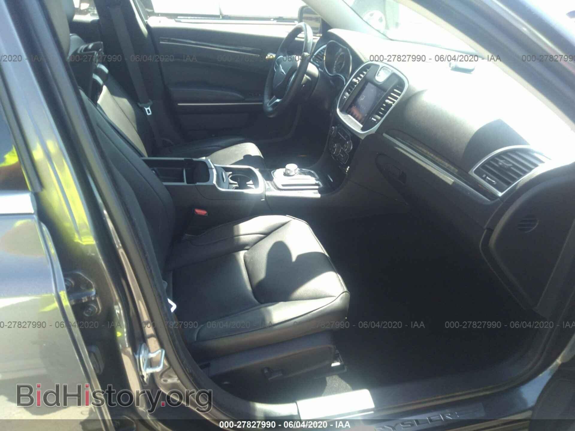 2019 CHRYSLER 300 - VIN: 2C3CCAEG1KH698184 - Фото 5