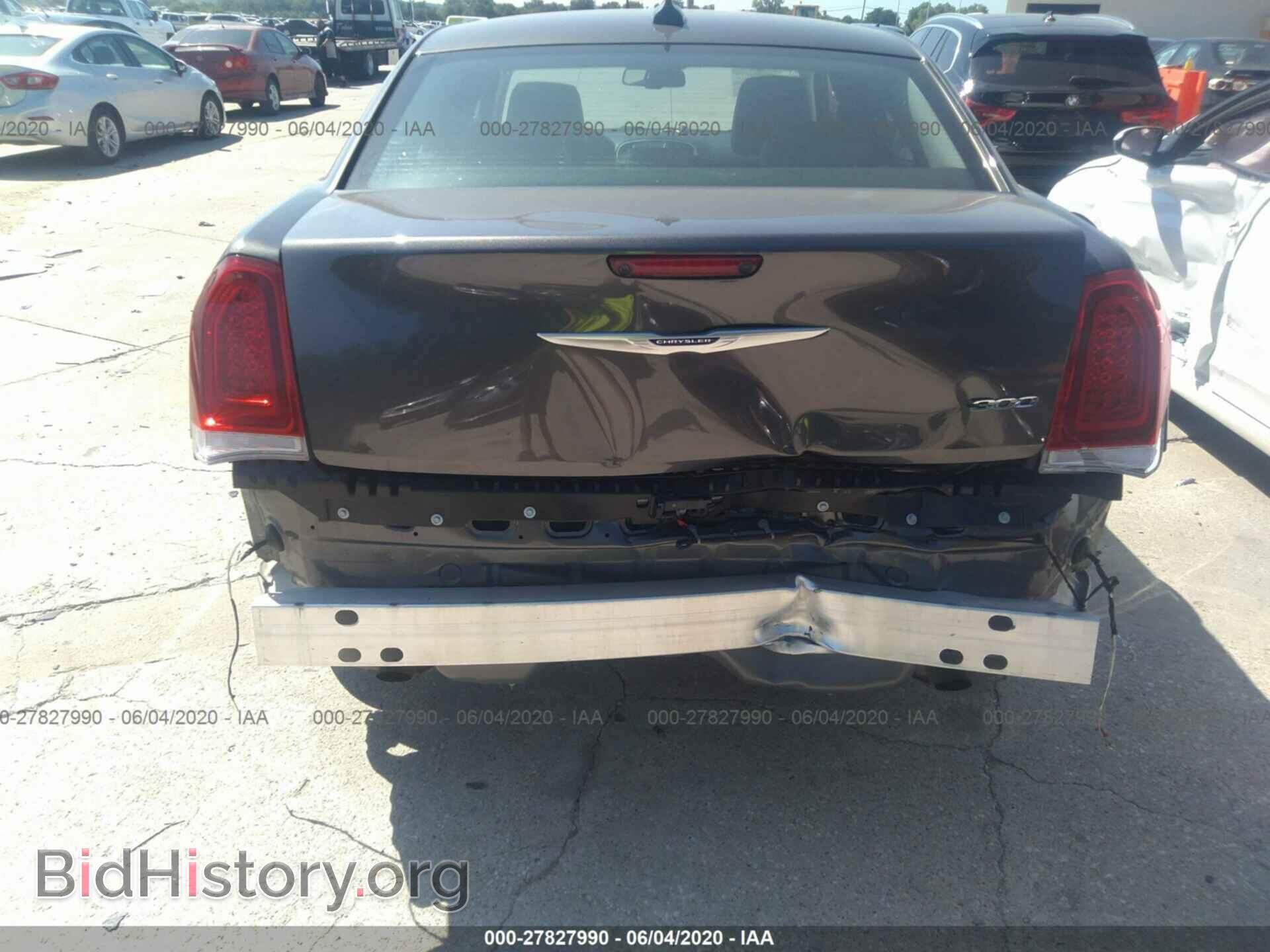 2019 CHRYSLER 300 - VIN: 2C3CCAEG1KH698184 - Фото 6