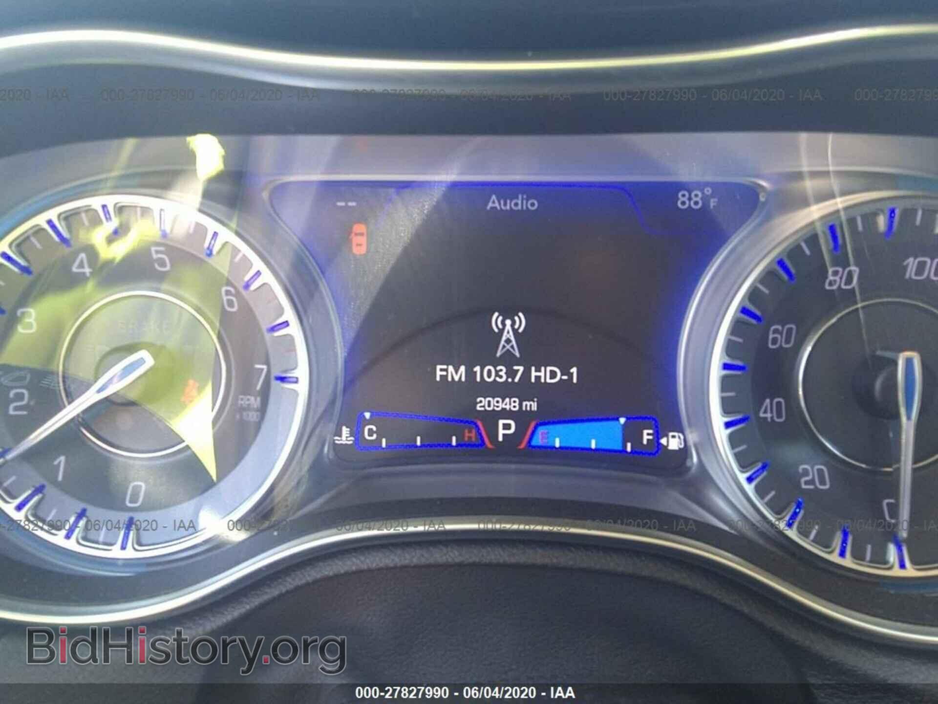 2019 CHRYSLER 300 - VIN: 2C3CCAEG1KH698184 - Фото 7
