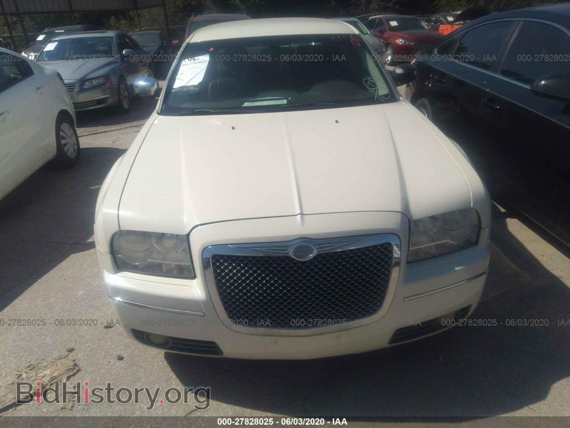 2010 CHRYSLER 300 - VIN: 2C3CA5CV3AH326116 - Фото 6