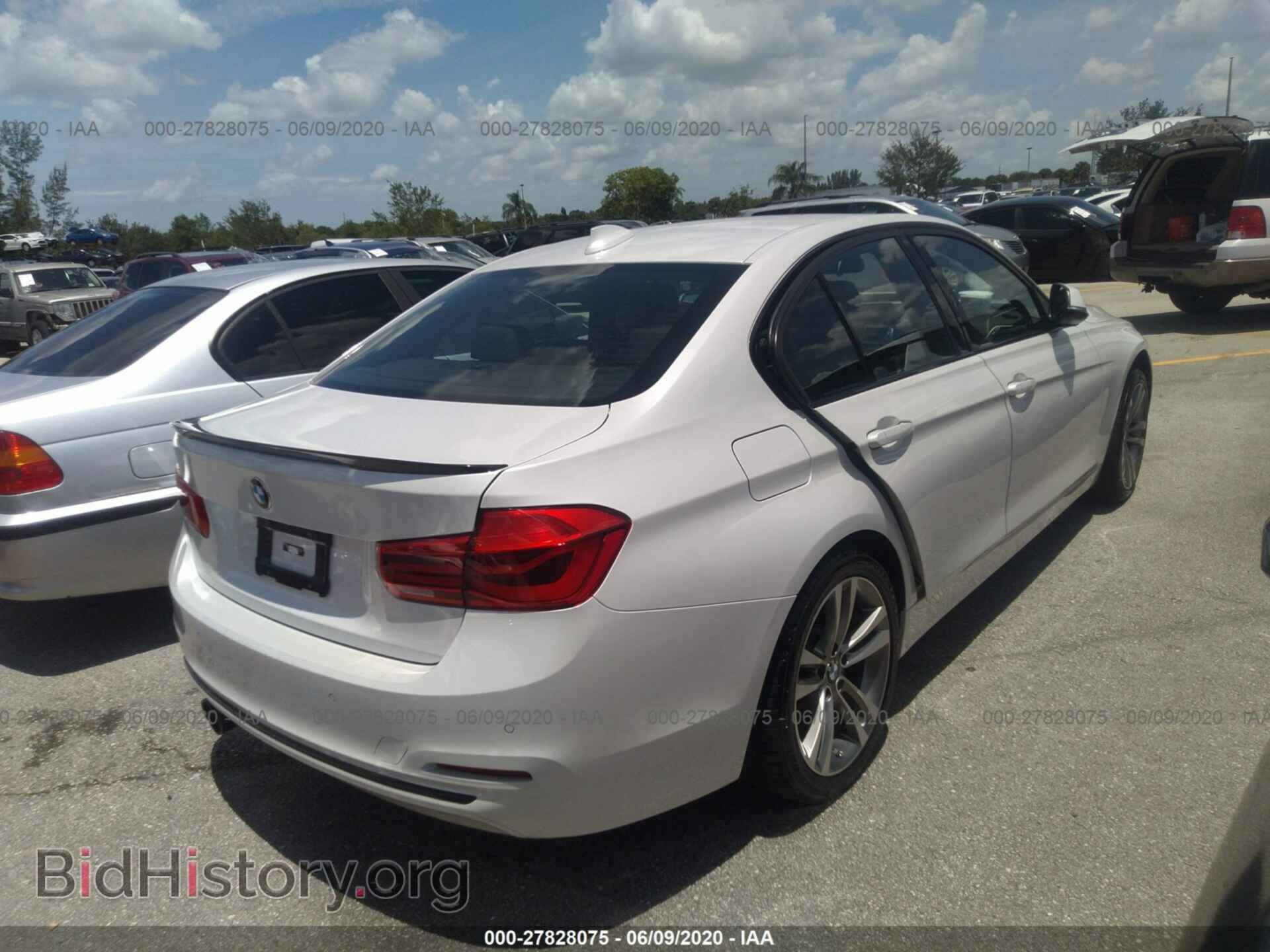 2018 BMW 330 - VIN: WBA8B9C55JEE81358 - Фото 4