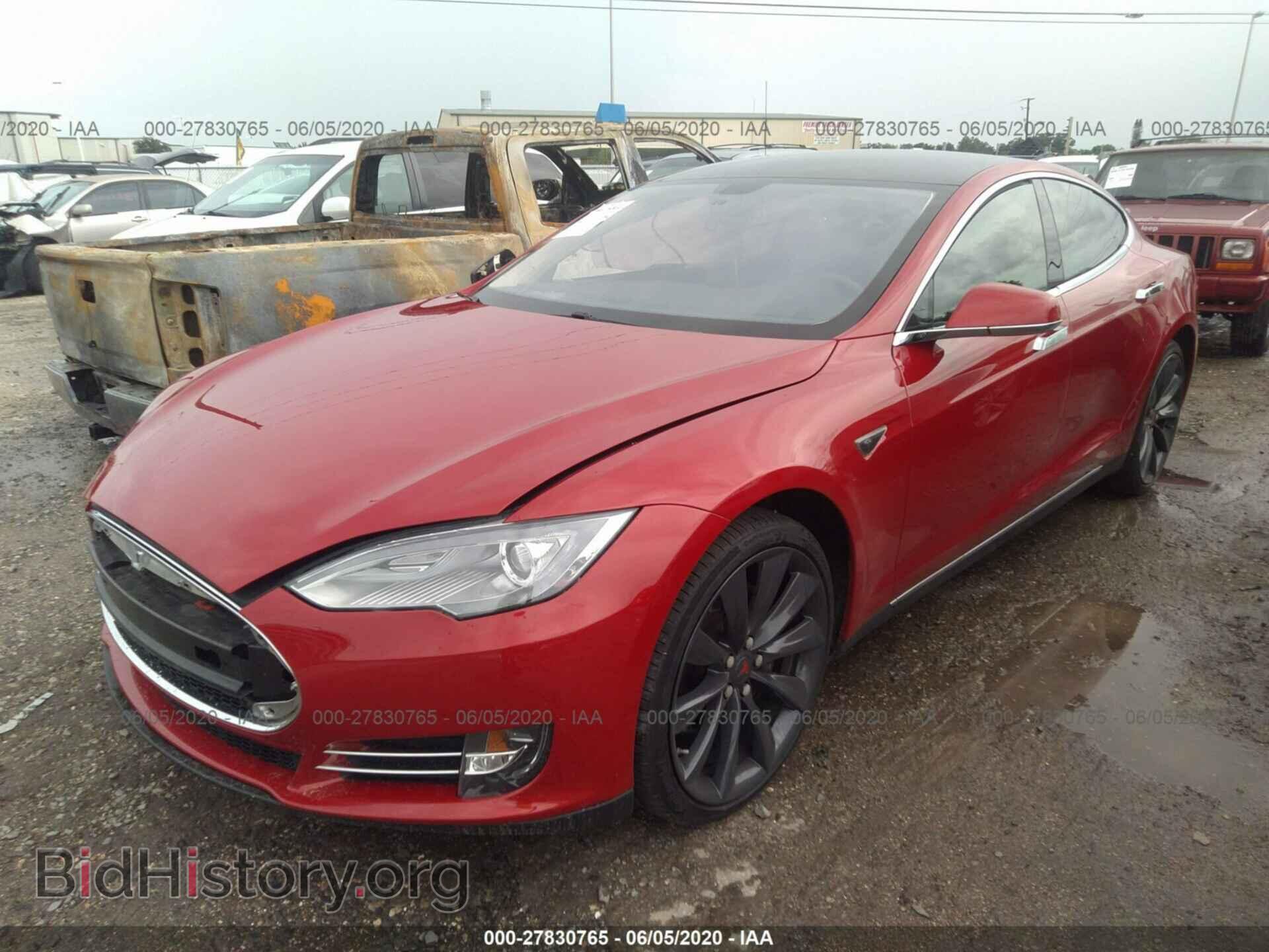 2014 TESLA MODEL S - VIN: 5YJSA1H17EFP32692 - Фото 2