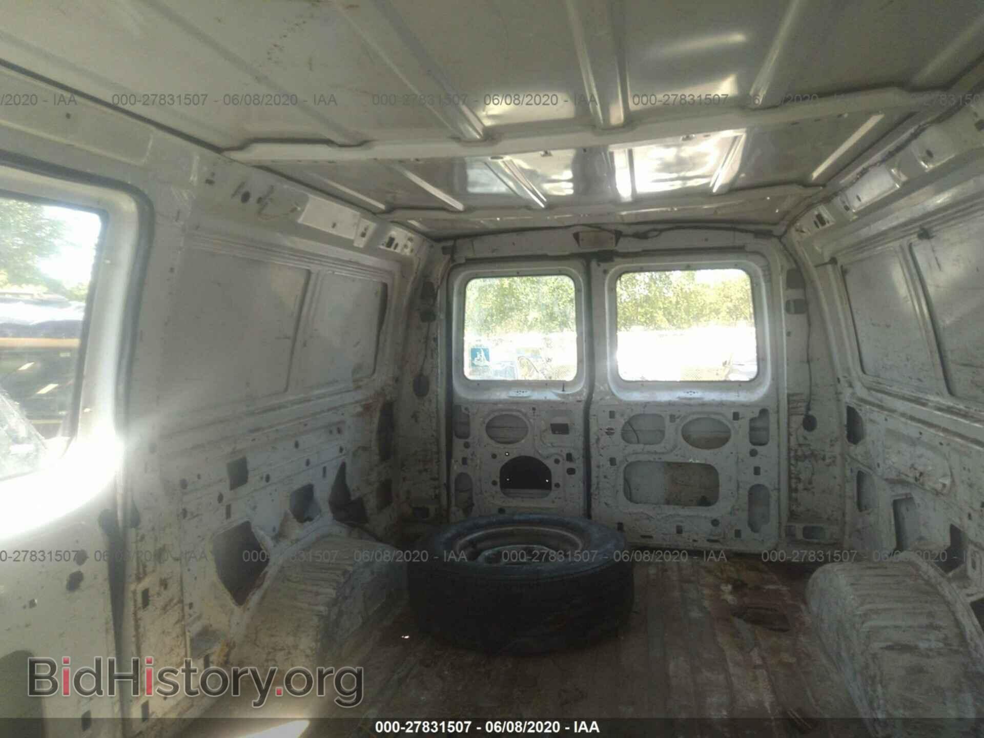 2000 FORD ECONOLINE - VIN: 1FTNE24L8YHA45448 - Фото 8