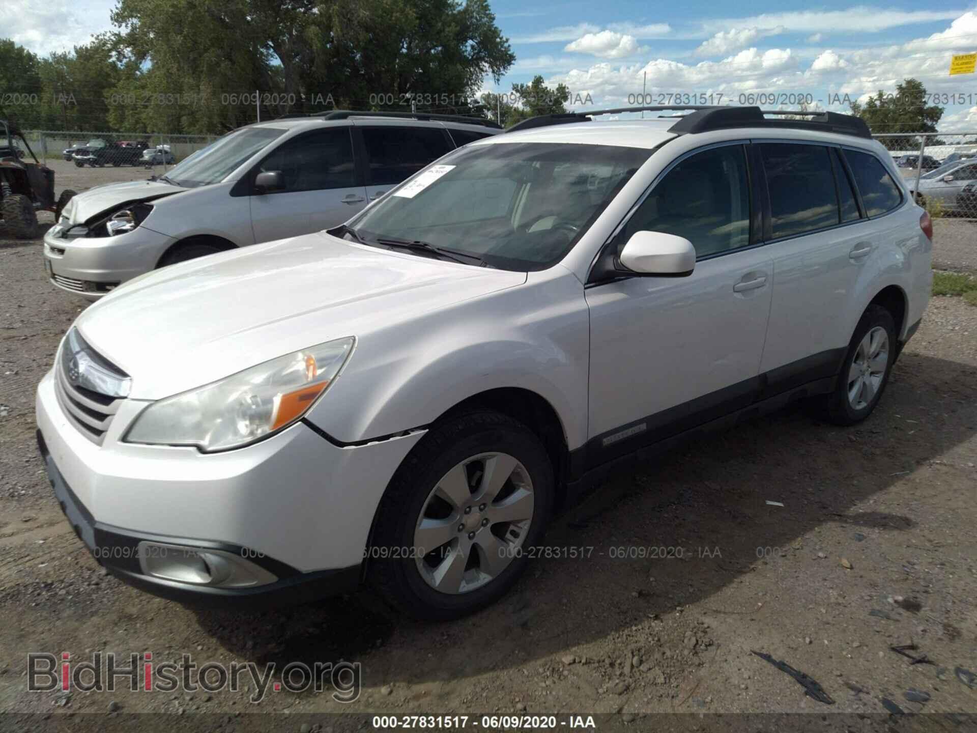 2011 SUBARU OUTBACK - VIN: 4S4BRBCC6B3318167 - Photo 2