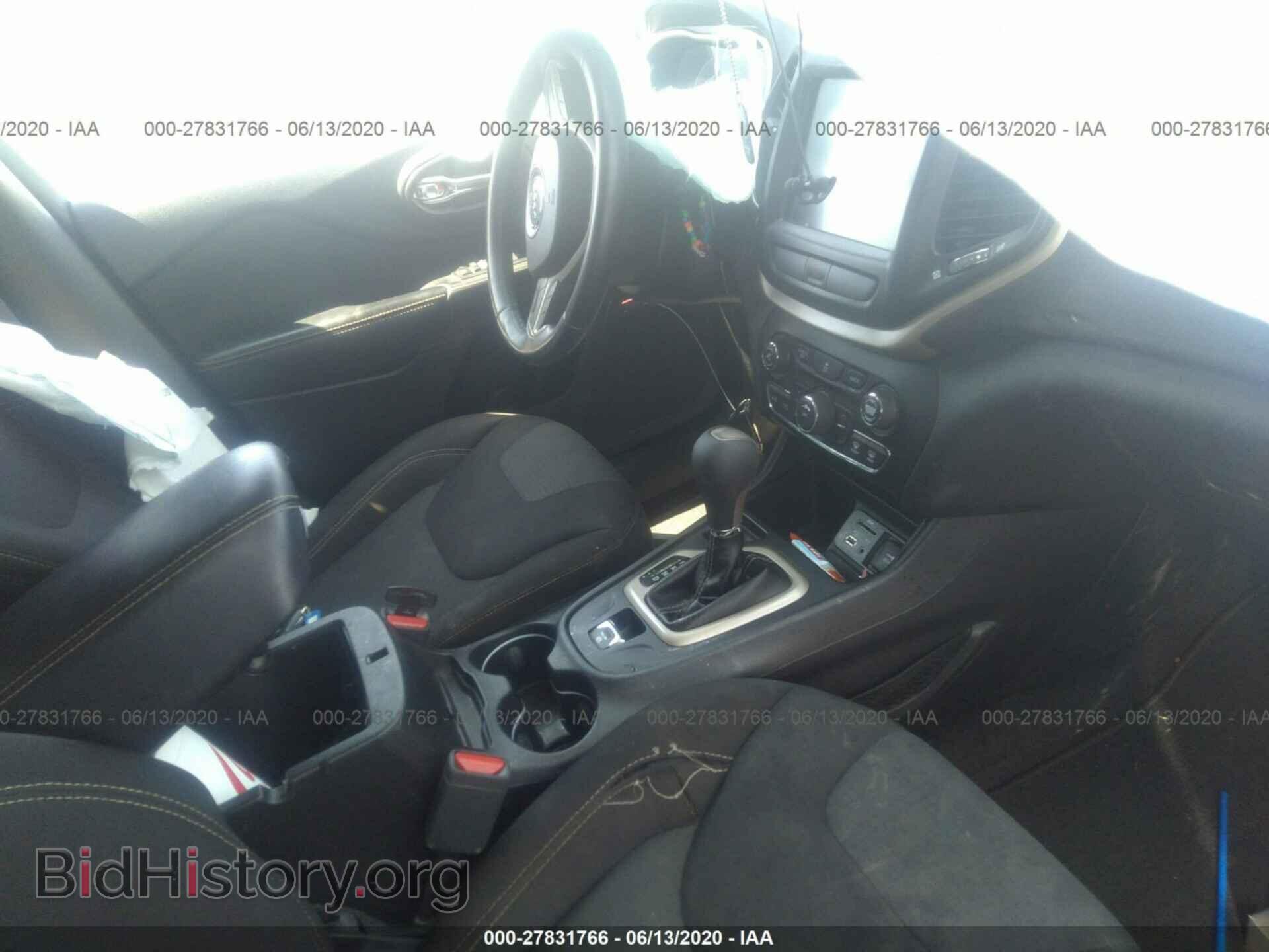 2017 JEEP CHEROKEE - VIN: 1C4PJLCB2HW548908 - Фото 5