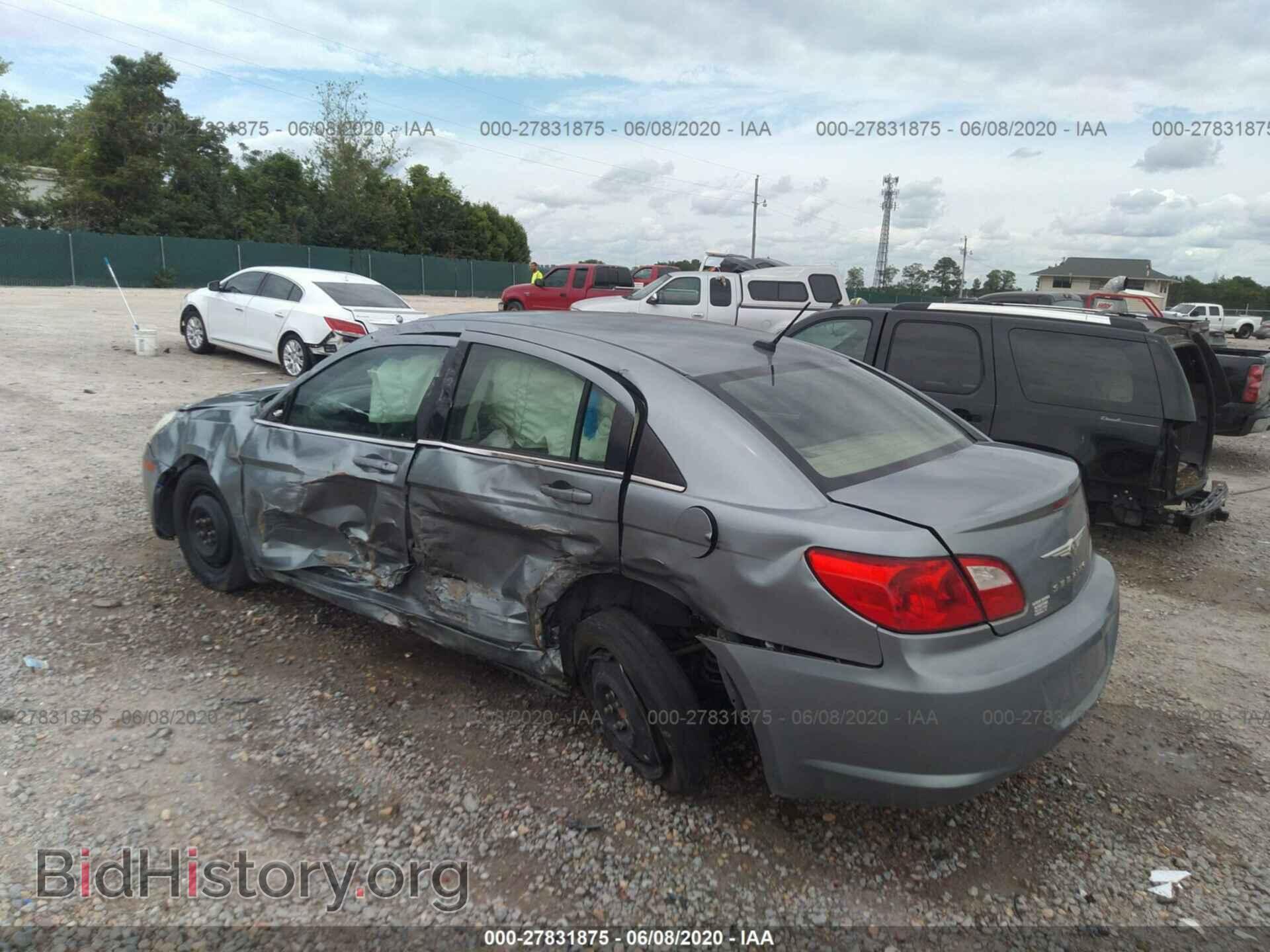 2010 CHRYSLER SEBRING - VIN: 1C3CC4FBXAN223370 - Фото 3