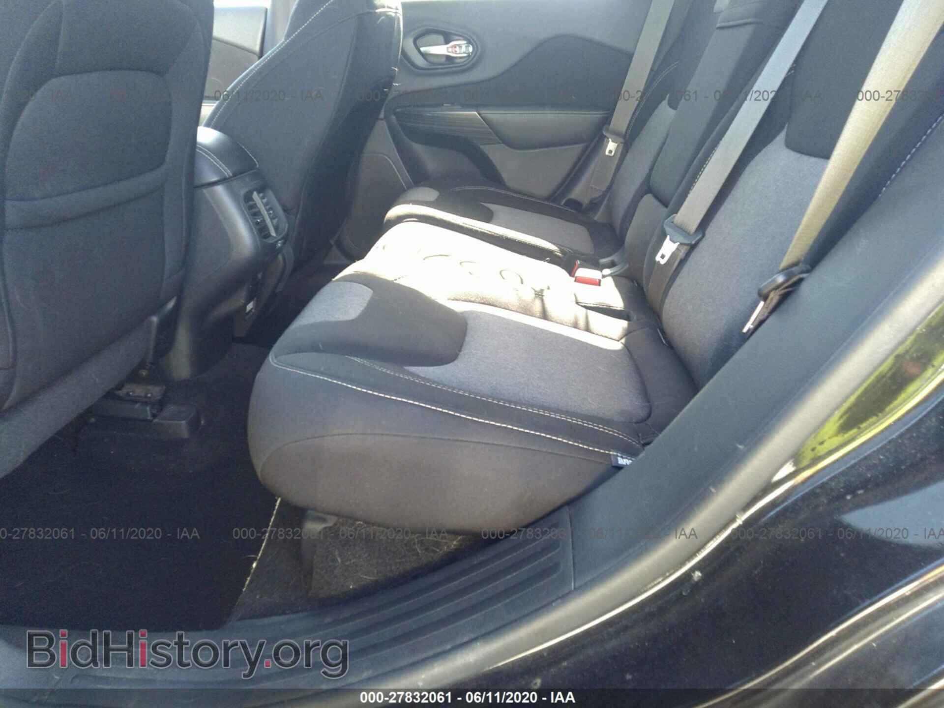 2014 JEEP CHEROKEE - VIN: 1C4PJMCS1EW237553 - Фото 8
