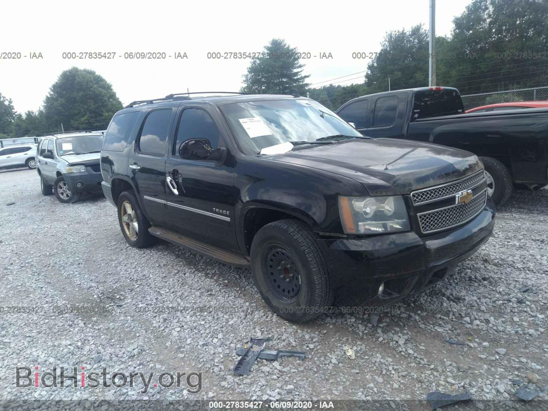 Photo 1GNSCCE06BR355318 - CHEVROLET TAHOE 2011