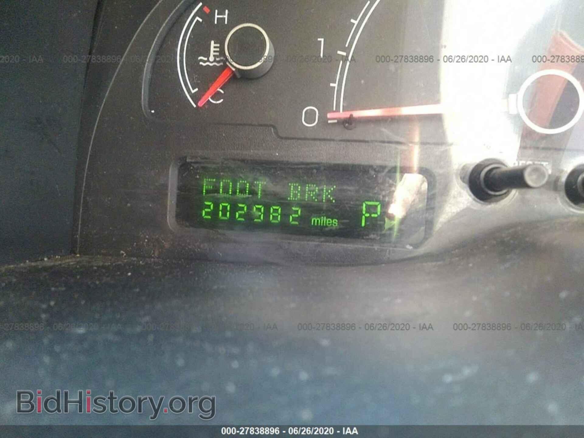 2004 LINCOLN LS - VIN: 1LNHM86SX4Y620744 - Фото 7