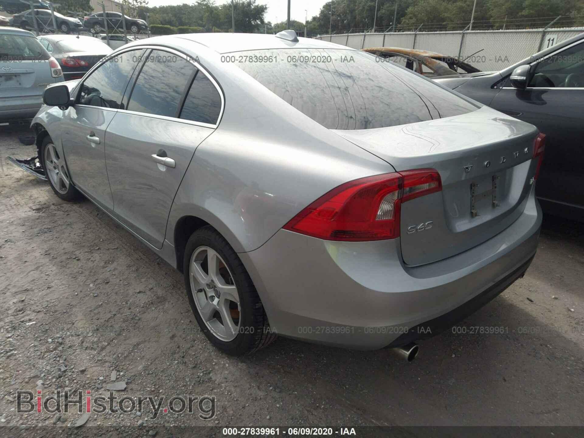 2013 VOLVO S60 - VIN: YV1612FS8D2181686 - Фото 3
