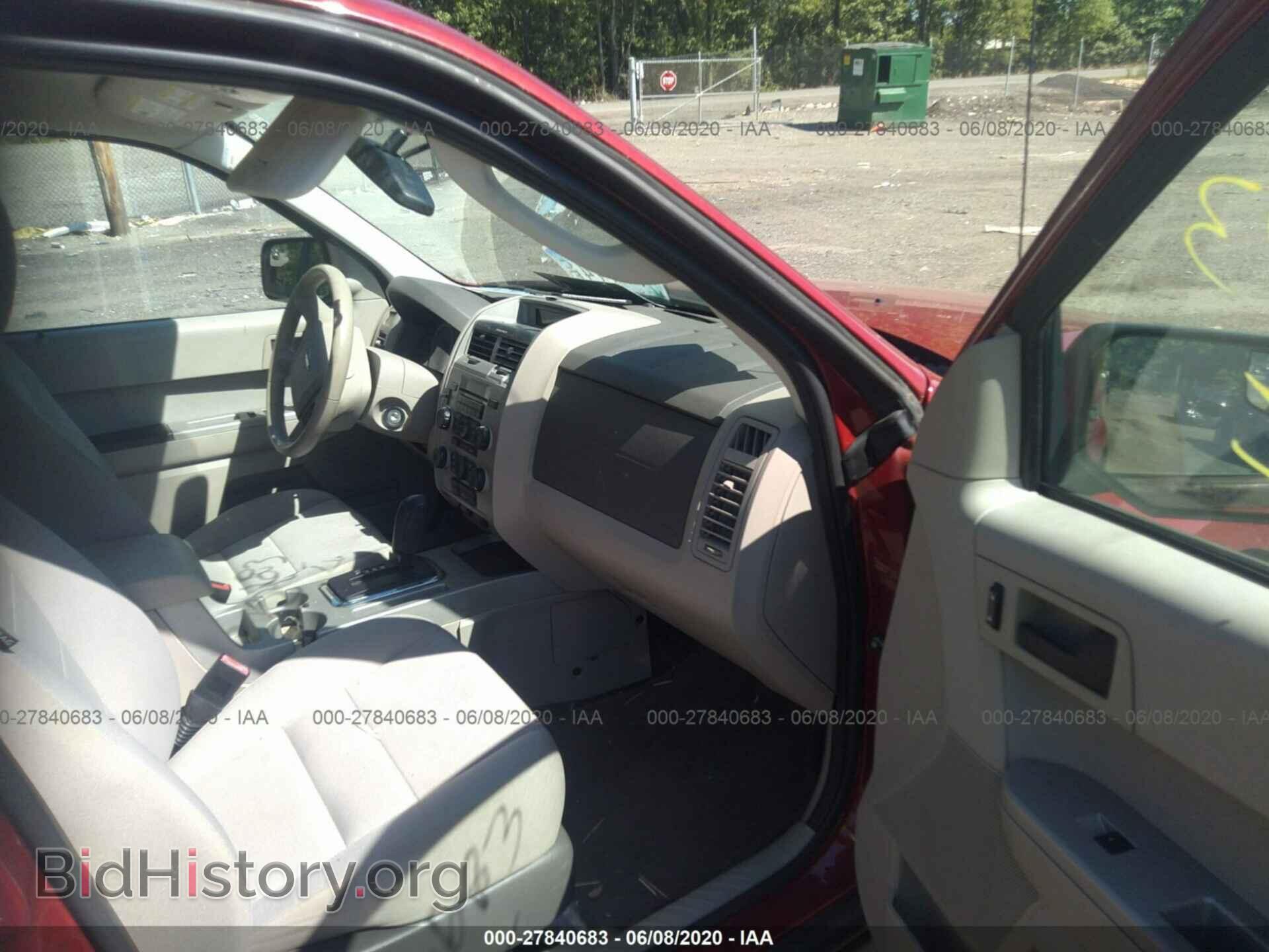 2011 FORD ESCAPE - VIN: 1FMCU9D70BKB48245 - Фото 5