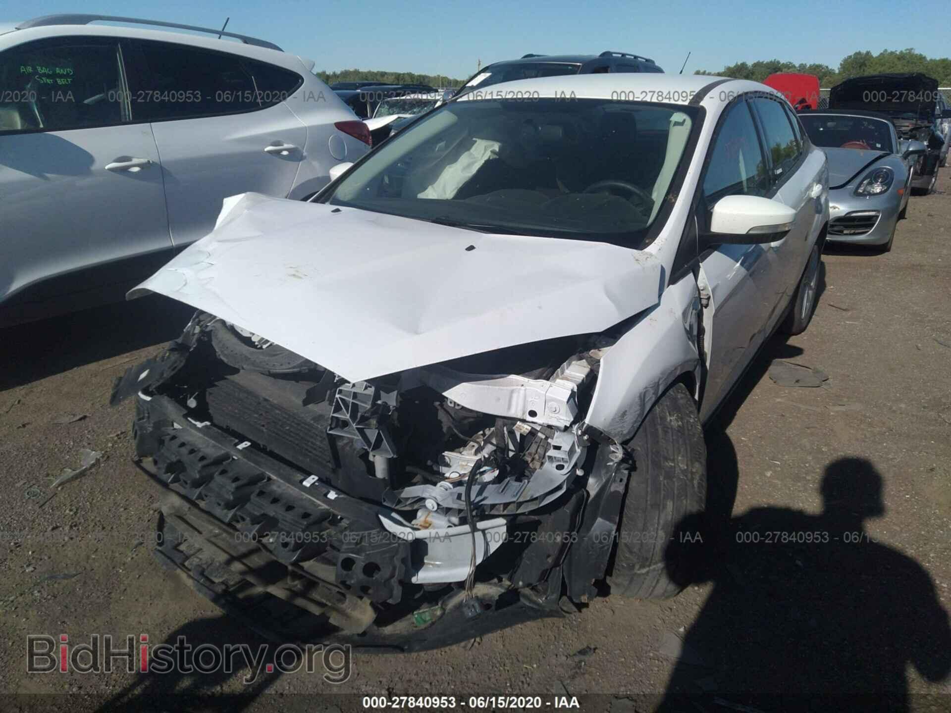 2017 FORD FOCUS - VIN: 1FADP3F27HL313456 - Photo 2