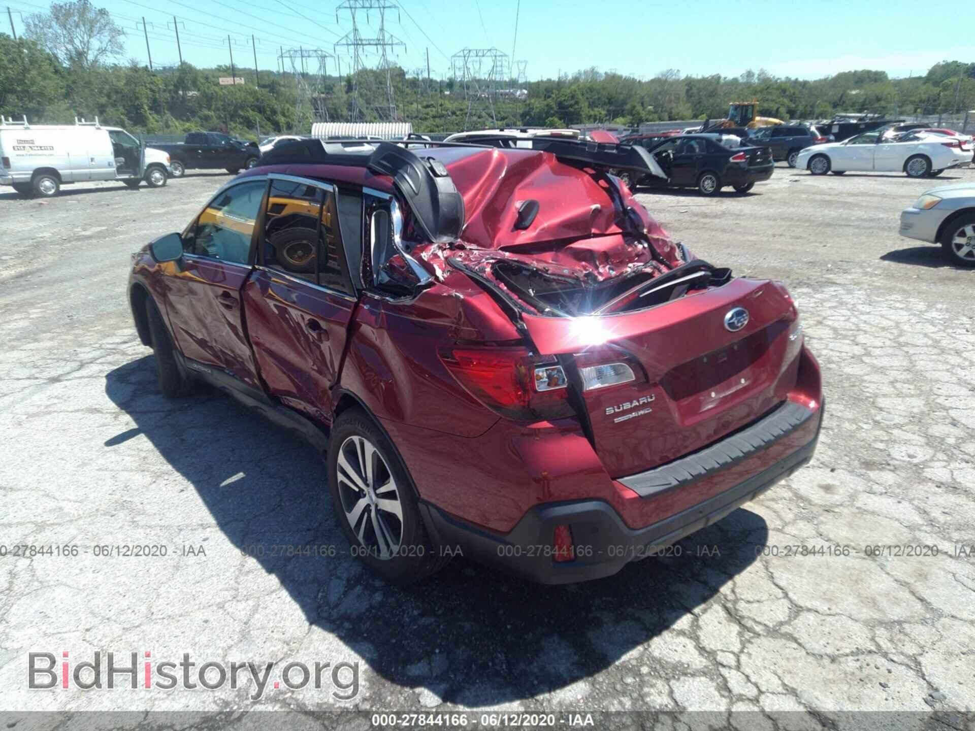 2018 SUBARU OUTBACK - VIN: 4S4BSANC2J3237077 - Фото 3