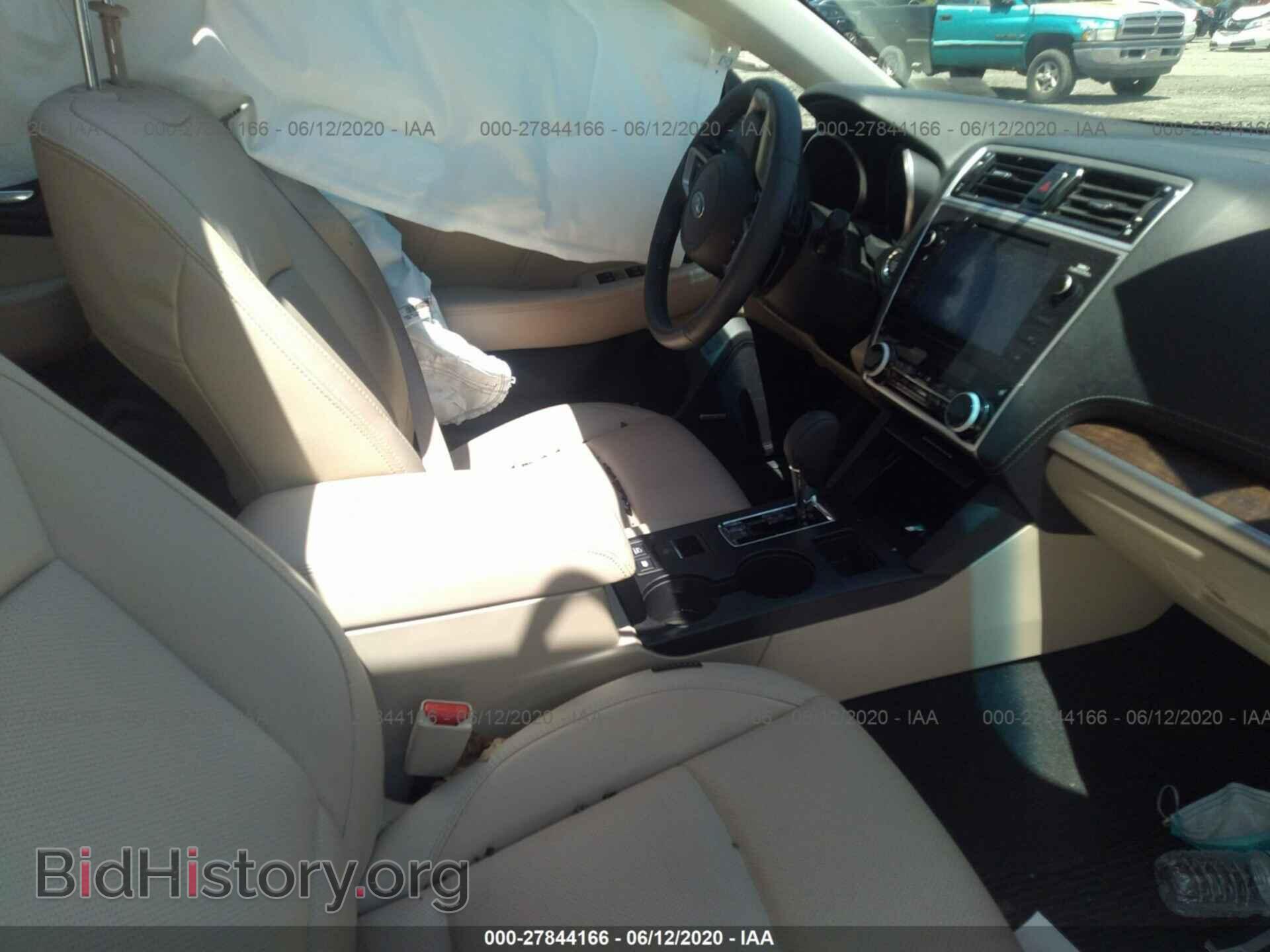2018 SUBARU OUTBACK - VIN: 4S4BSANC2J3237077 - Фото 5