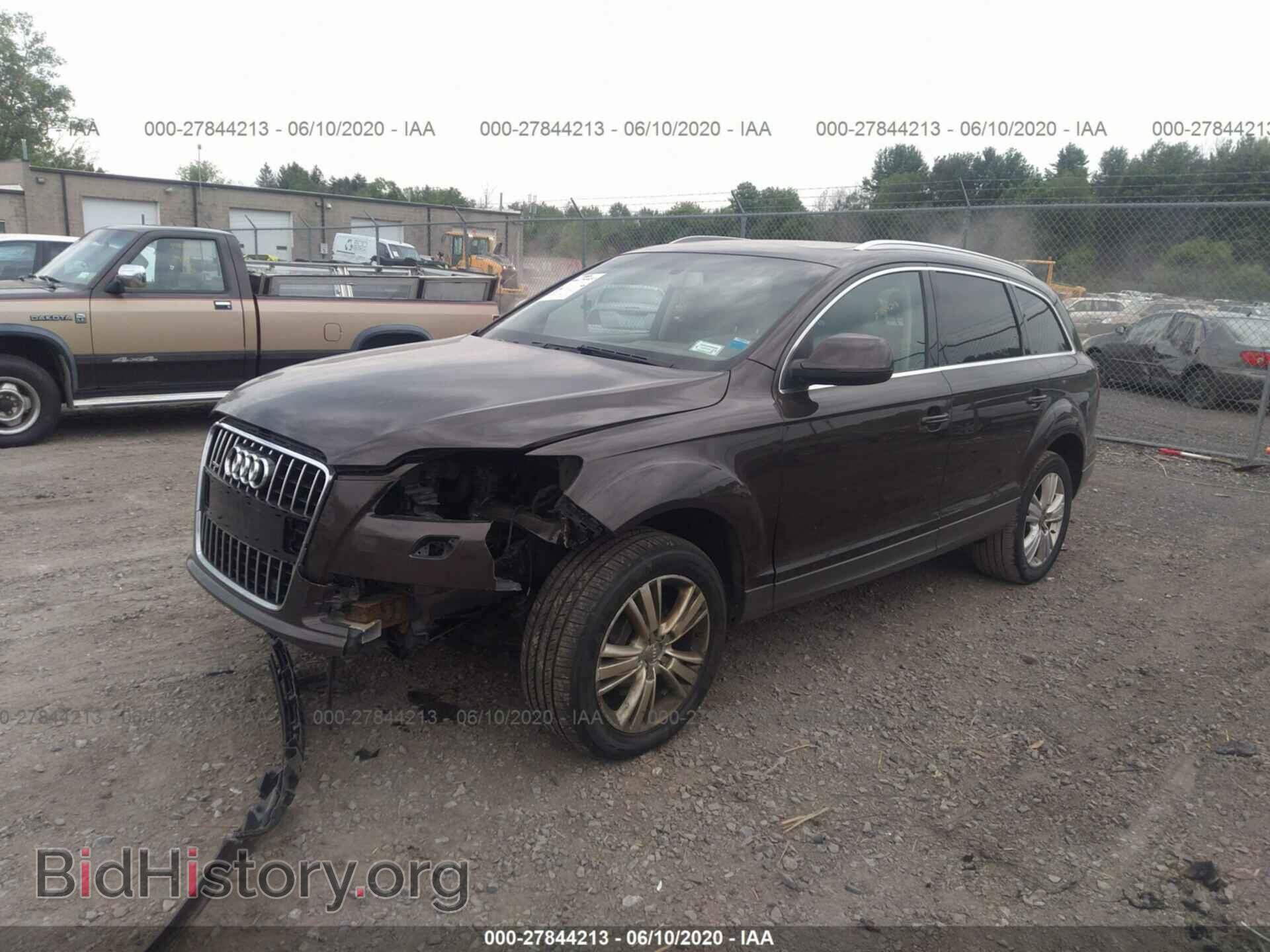 2010 AUDI Q7 - VIN: WA1LYAFEXAD008268 - Фото 2
