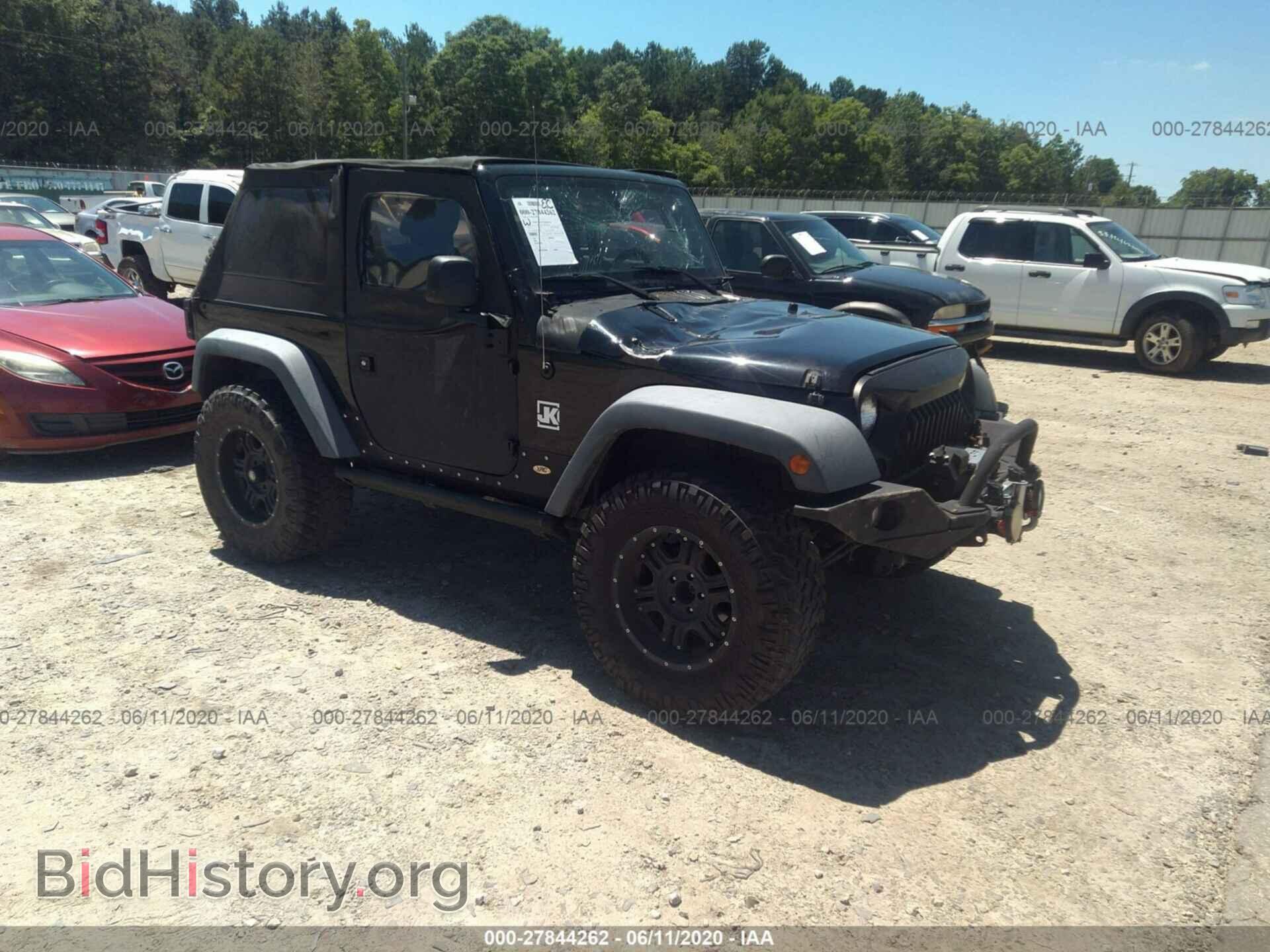 Фотография 1J4AA2D12BL628167 - JEEP WRANGLER 2011