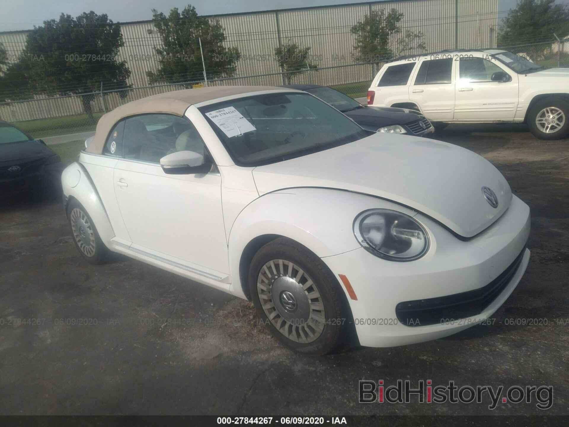 Photo 3VW5P7AT7EM800296 - VOLKSWAGEN BEETLE 2014