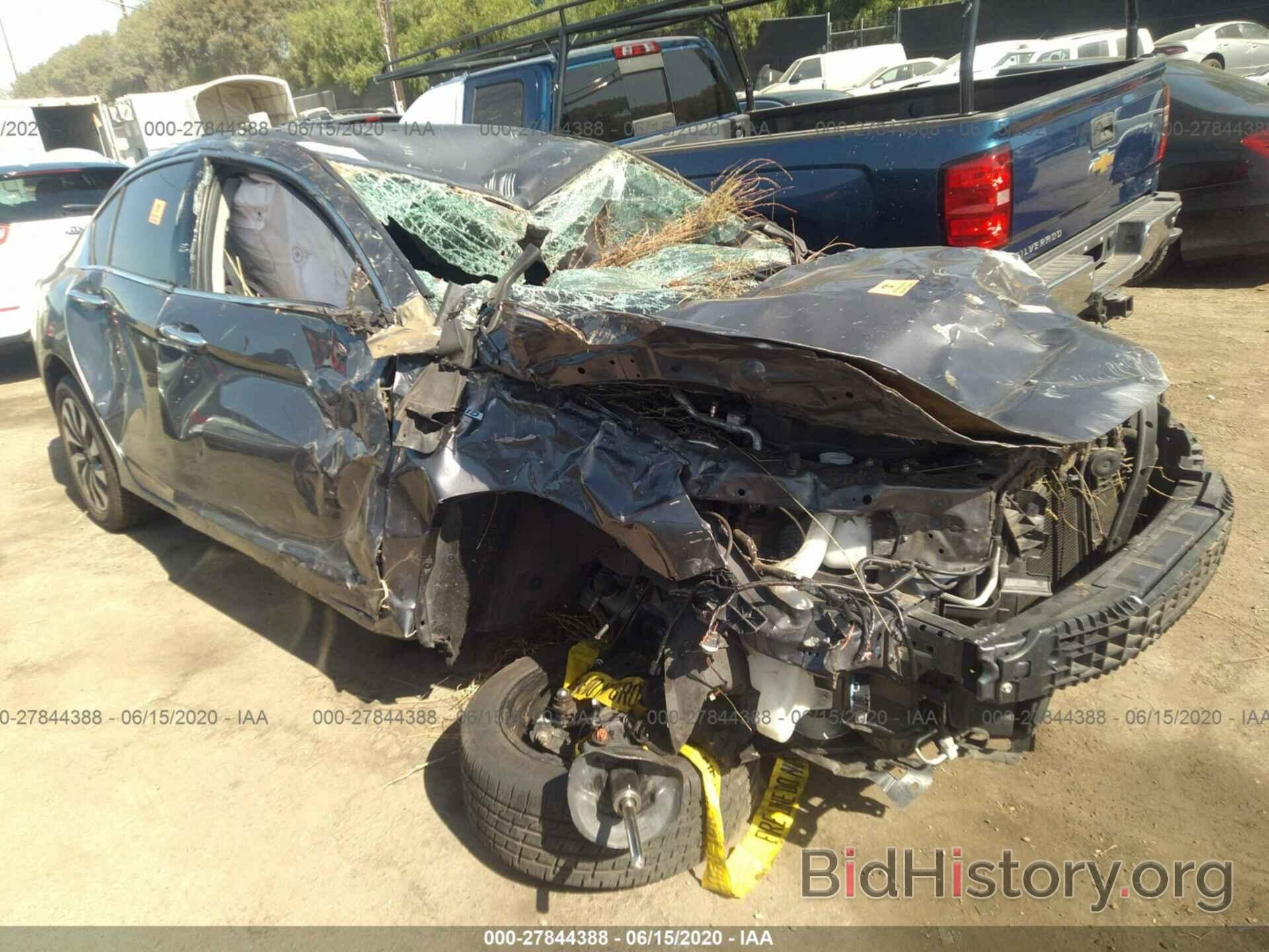 Photo 1HGCR6F39FA014524 - HONDA ACCORD HYBRID 2015