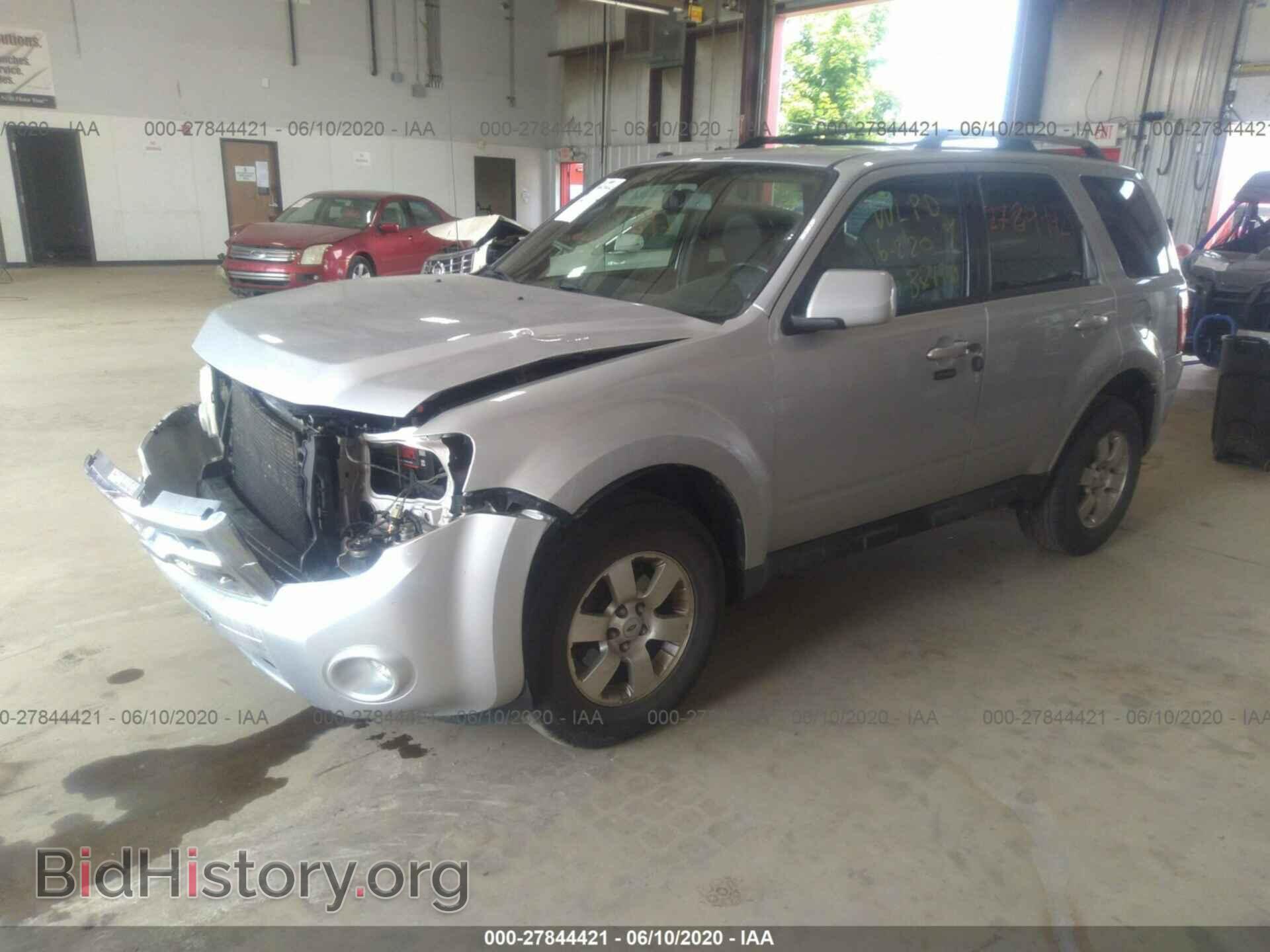 2011 FORD ESCAPE - VIN: 1FMCU0EG8BKB84940 - Фото 2
