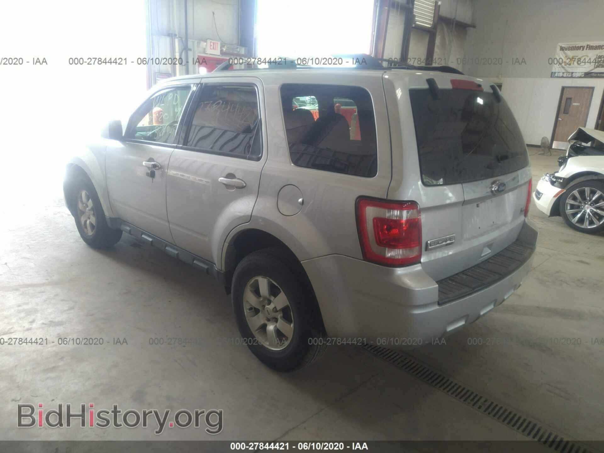 2011 FORD ESCAPE - VIN: 1FMCU0EG8BKB84940 - Фото 3
