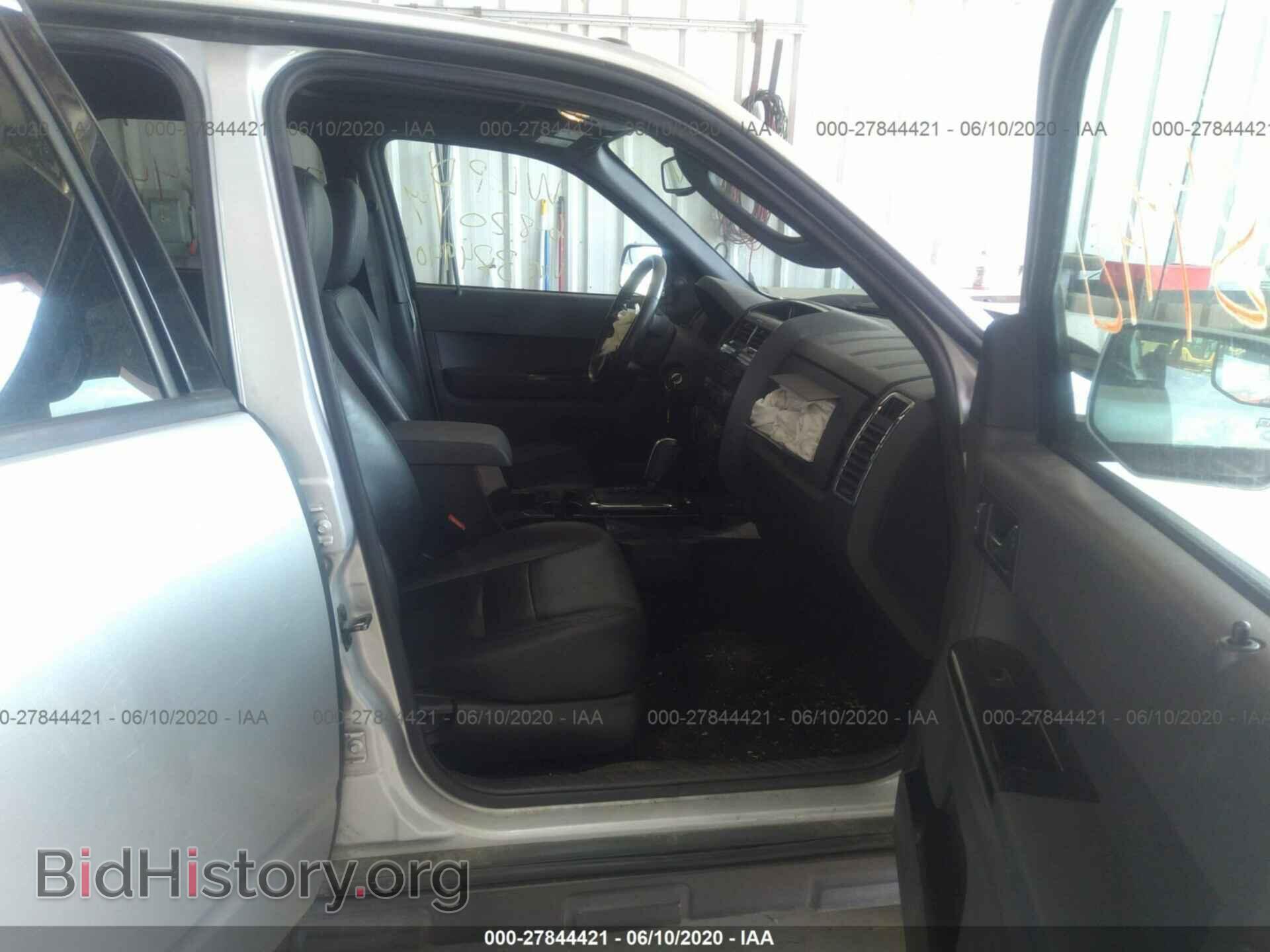 2011 FORD ESCAPE - VIN: 1FMCU0EG8BKB84940 - Фото 5