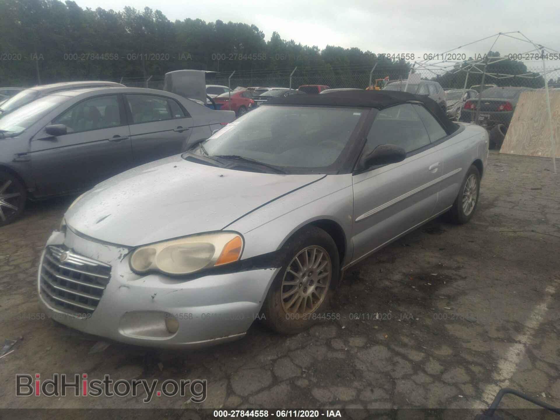 2005 CHRYSLER SEBRING - VIN: 1C3EL55RX5N592989 - Фото 2