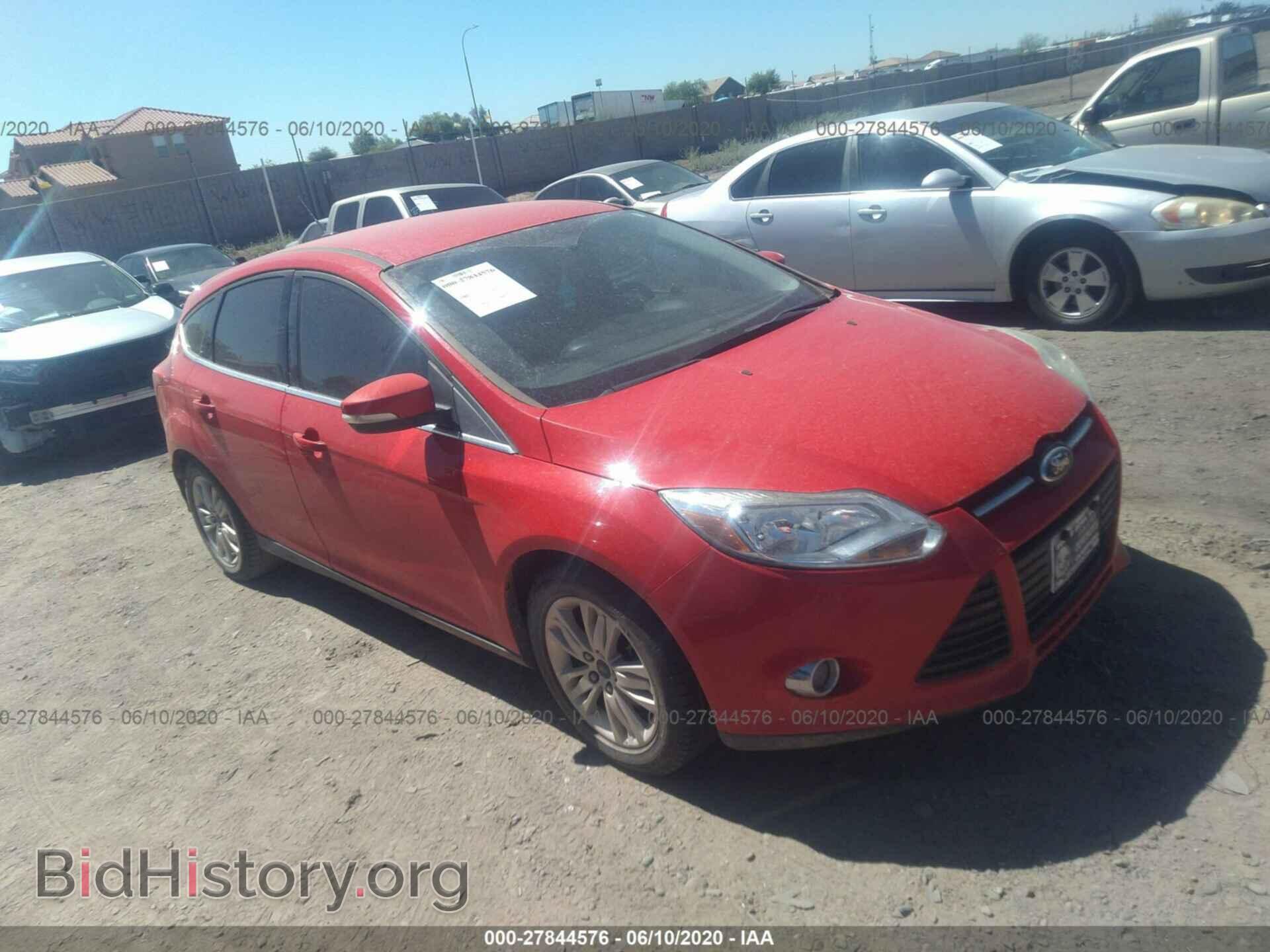 Photo 1FAHP3M29CL457622 - FORD FOCUS 2012