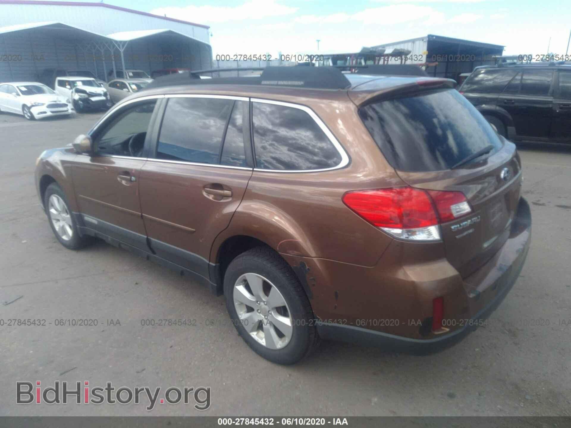 2011 SUBARU OUTBACK - VIN: 4S4BRCCC8B3387951 - Photo 3
