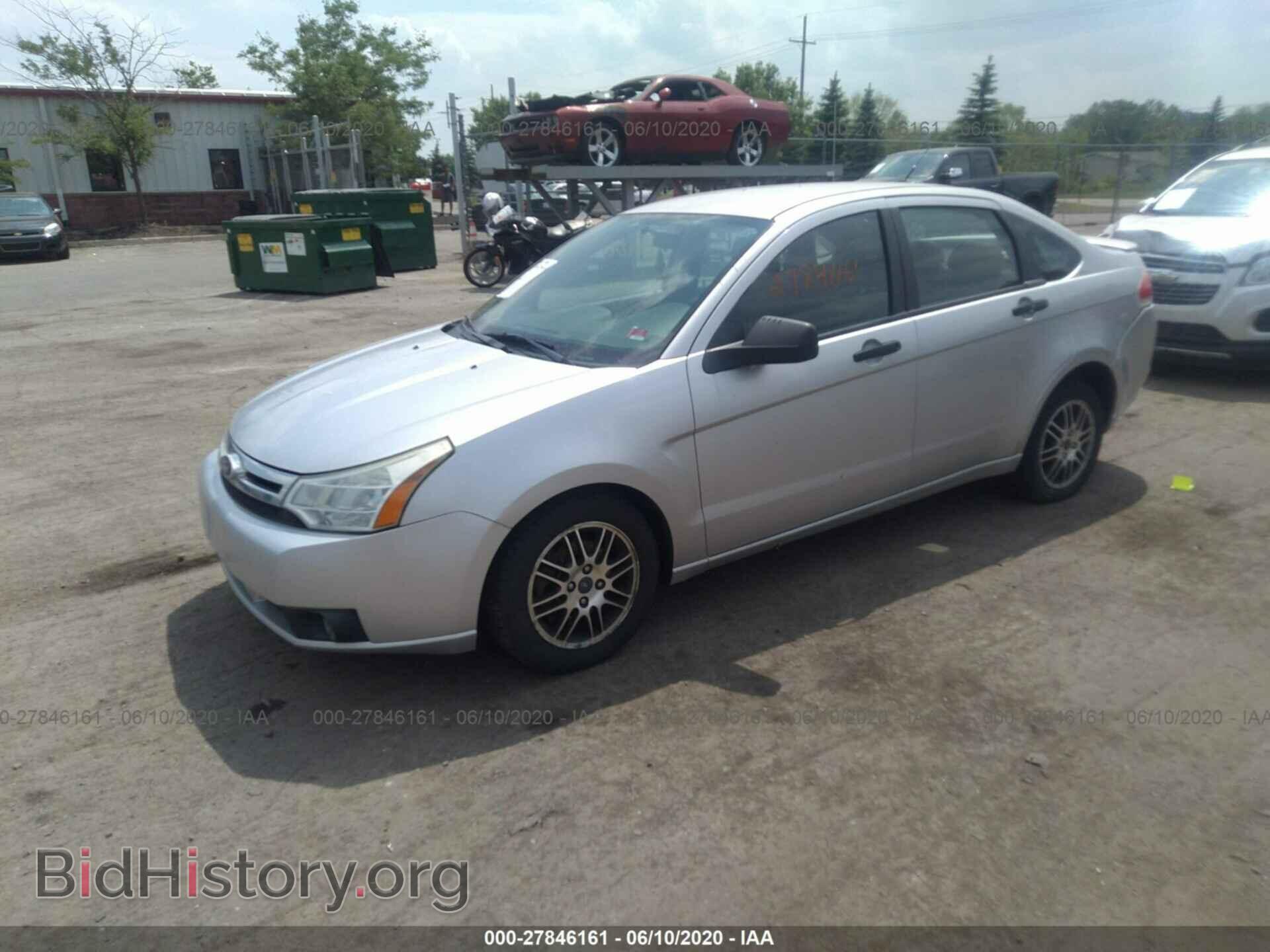 2011 FORD FOCUS - VIN: 1FAHP3FN2BW102263 - Фото 2
